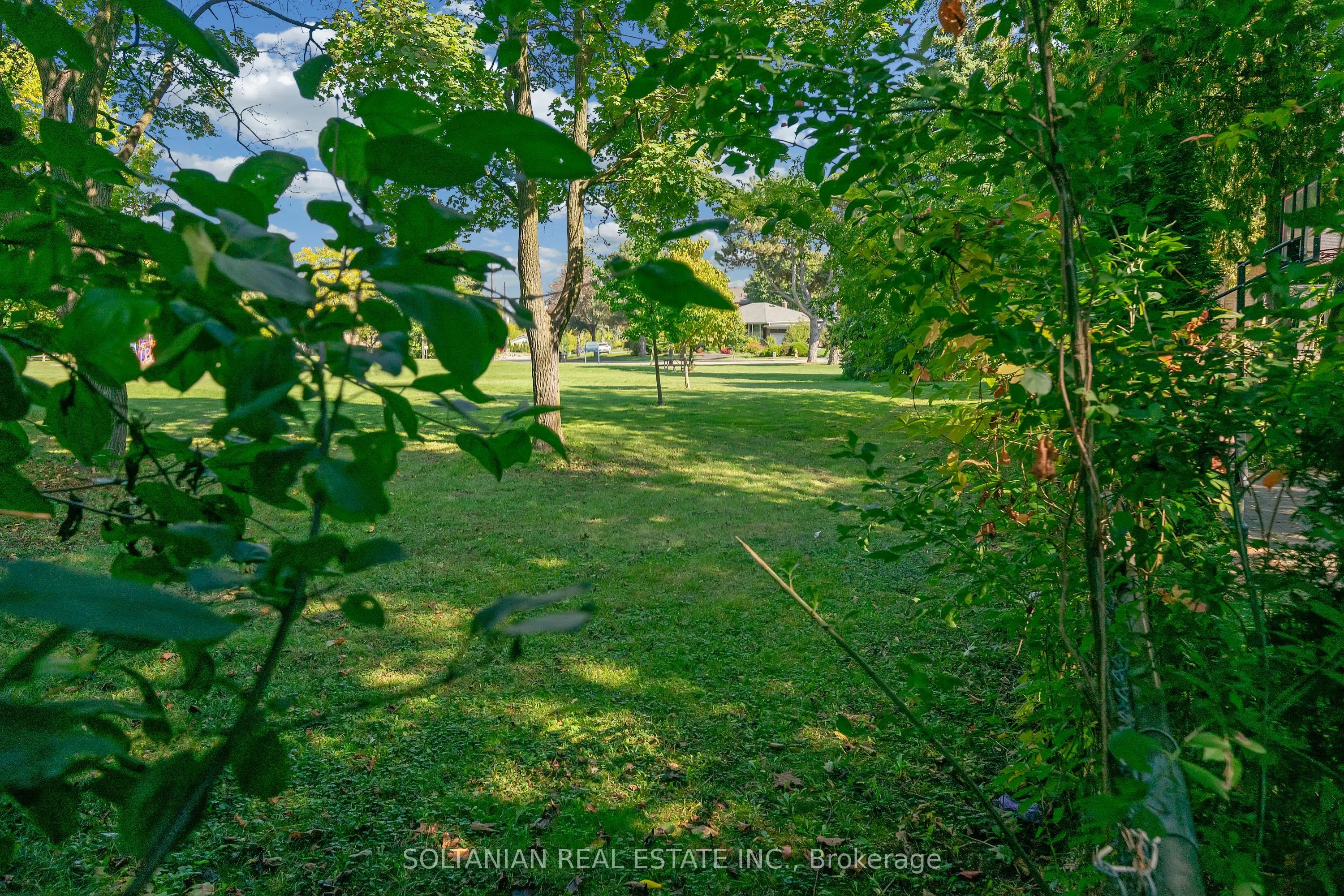 183 Maxome Avenue