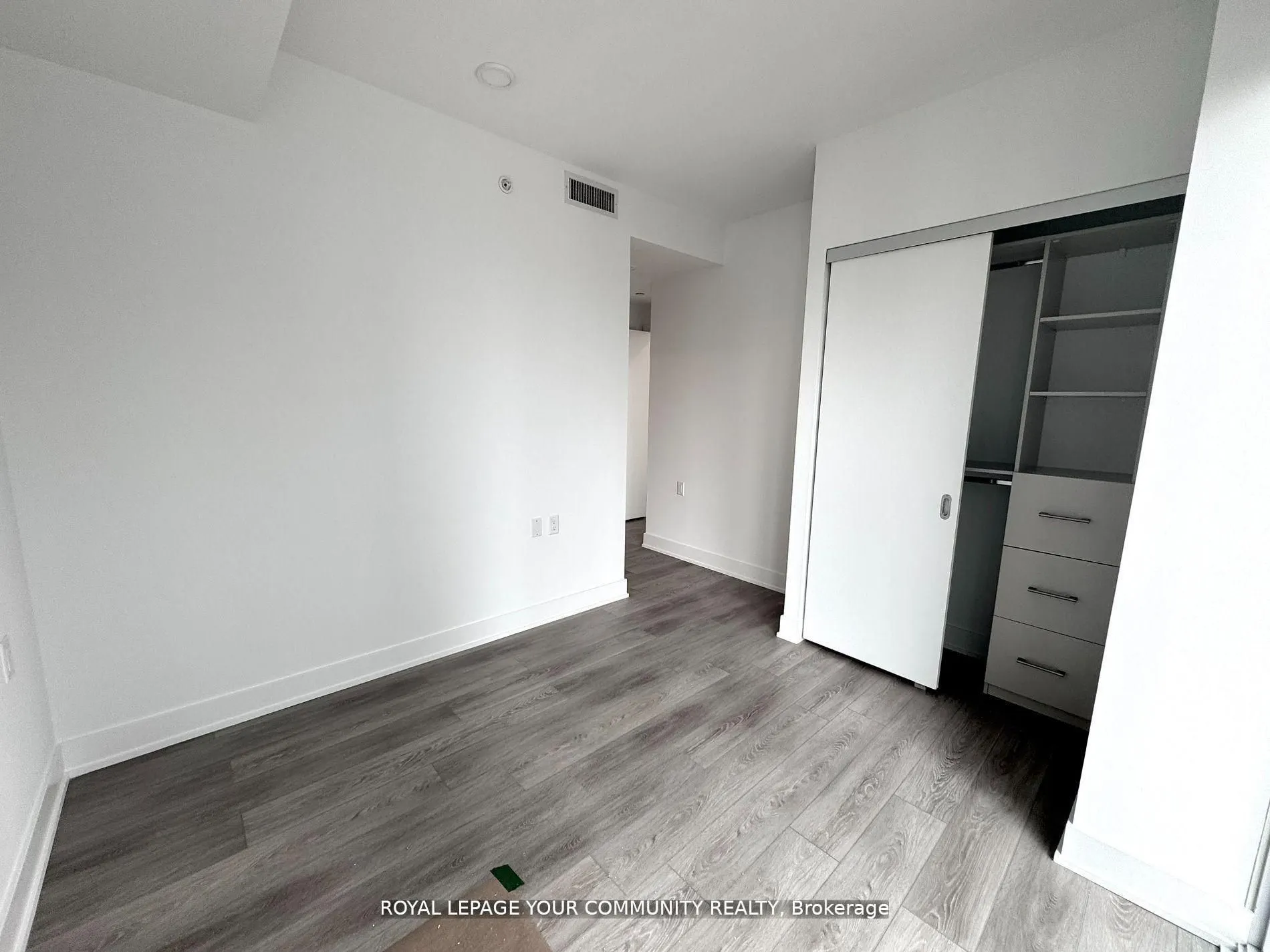 200 Redpath Avenue, #1804