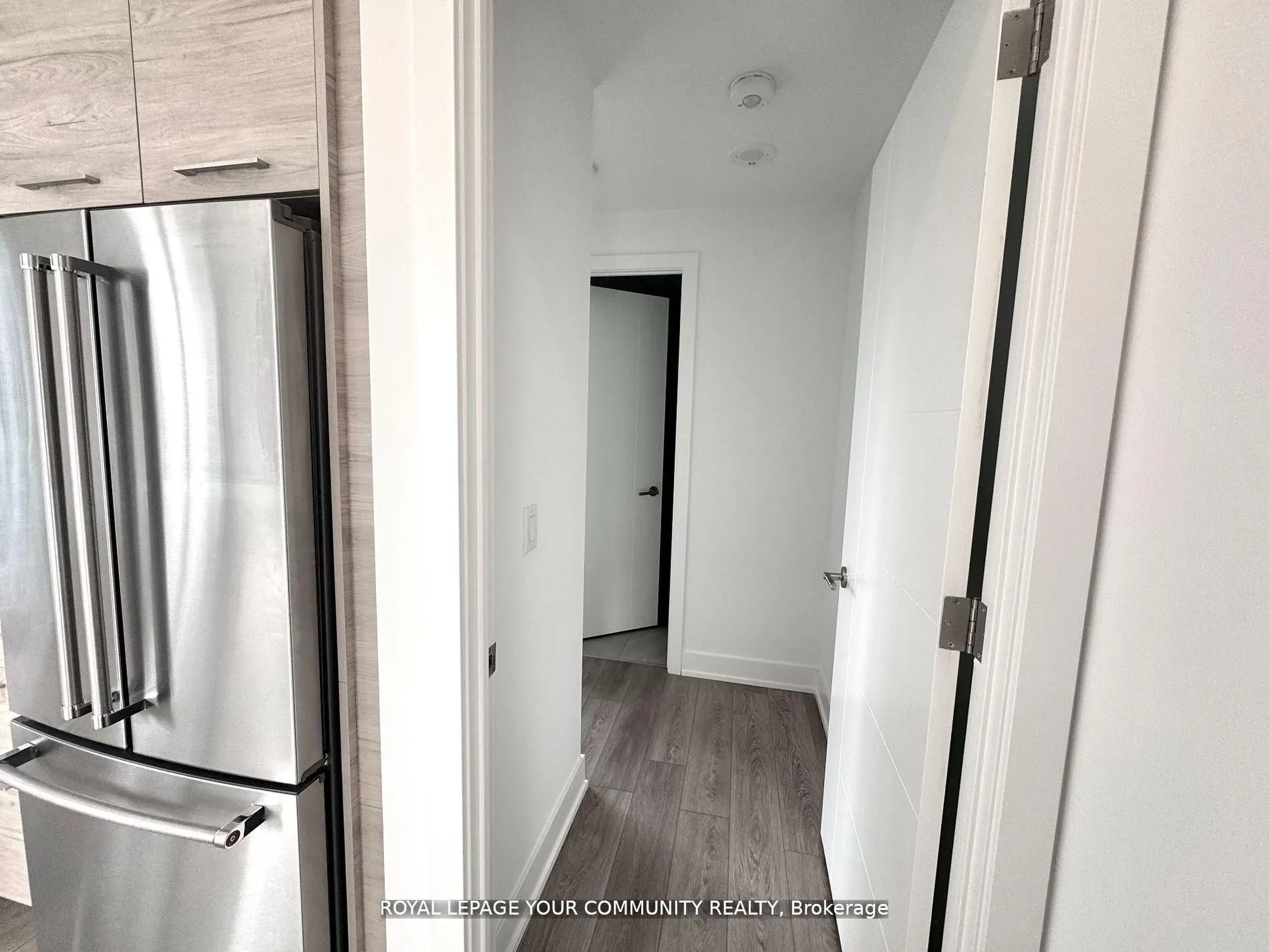 200 Redpath Avenue, #1804