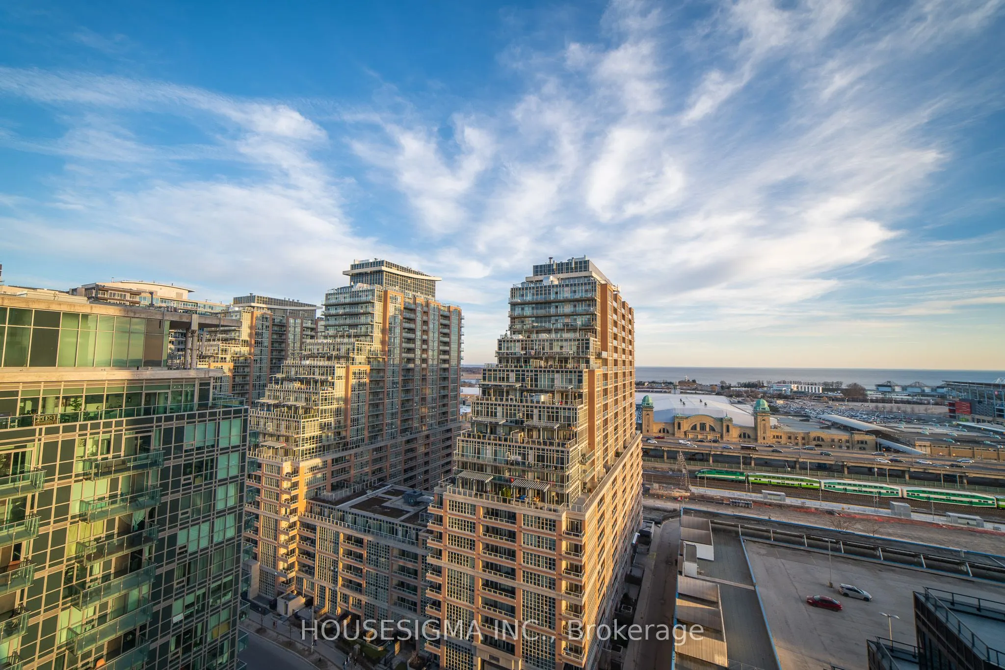 150 East E Liberty Street, #1608