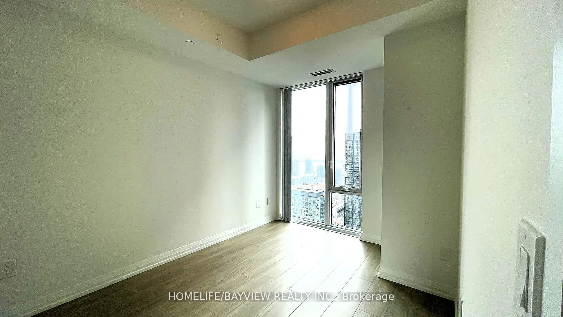 28 Widmer Street, #4920