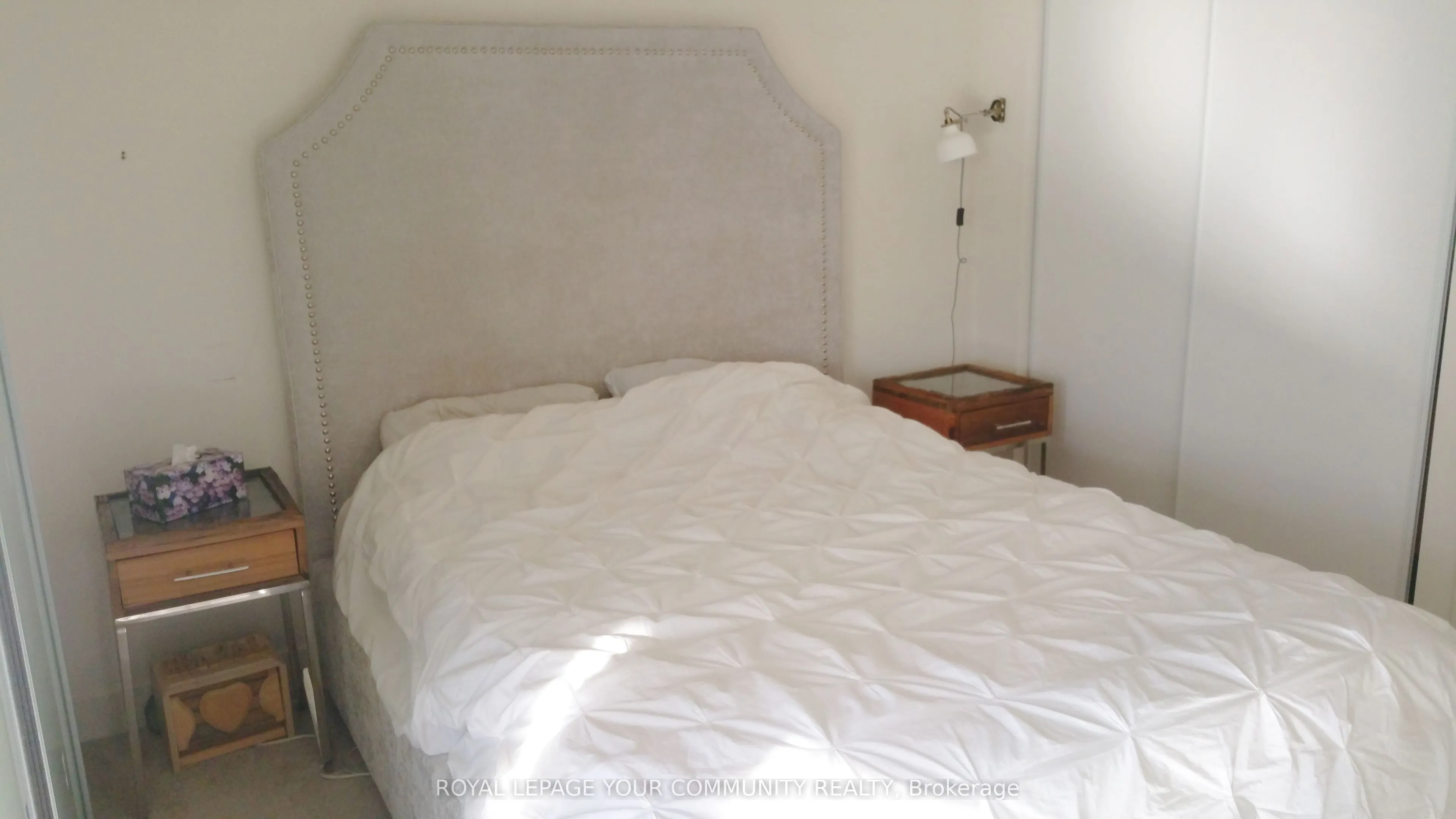 23 Sheppard Avenue E, #2102