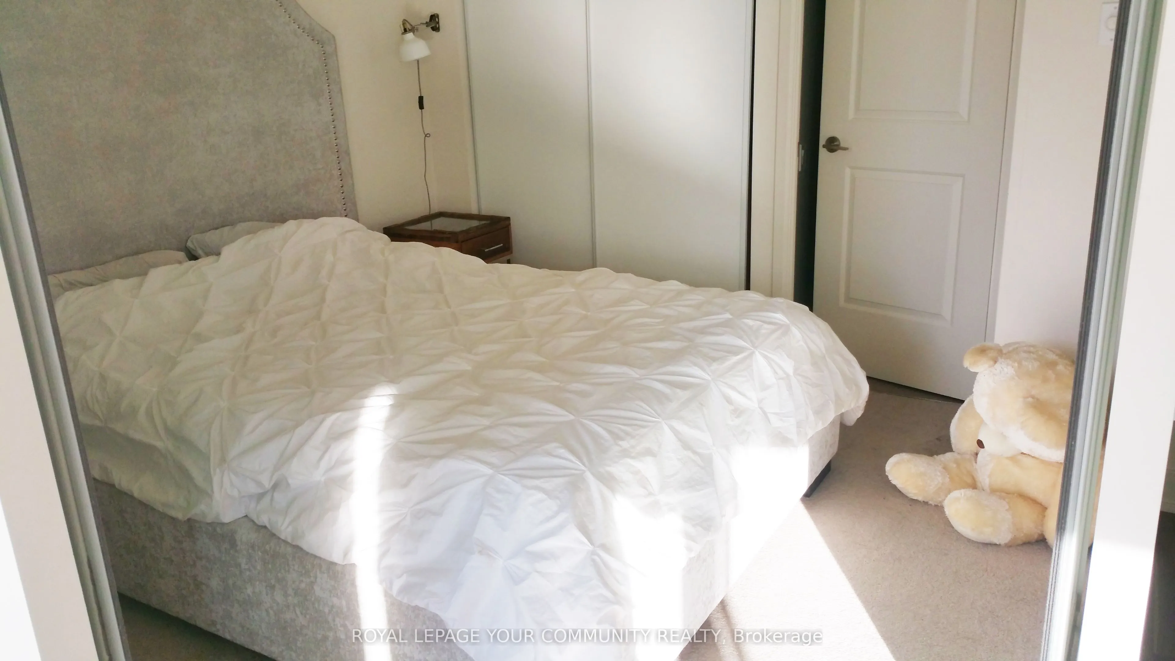 23 Sheppard Avenue E, #2102