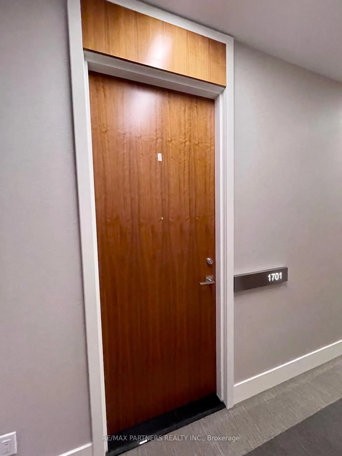 111 St Clair Avenue W, #1701