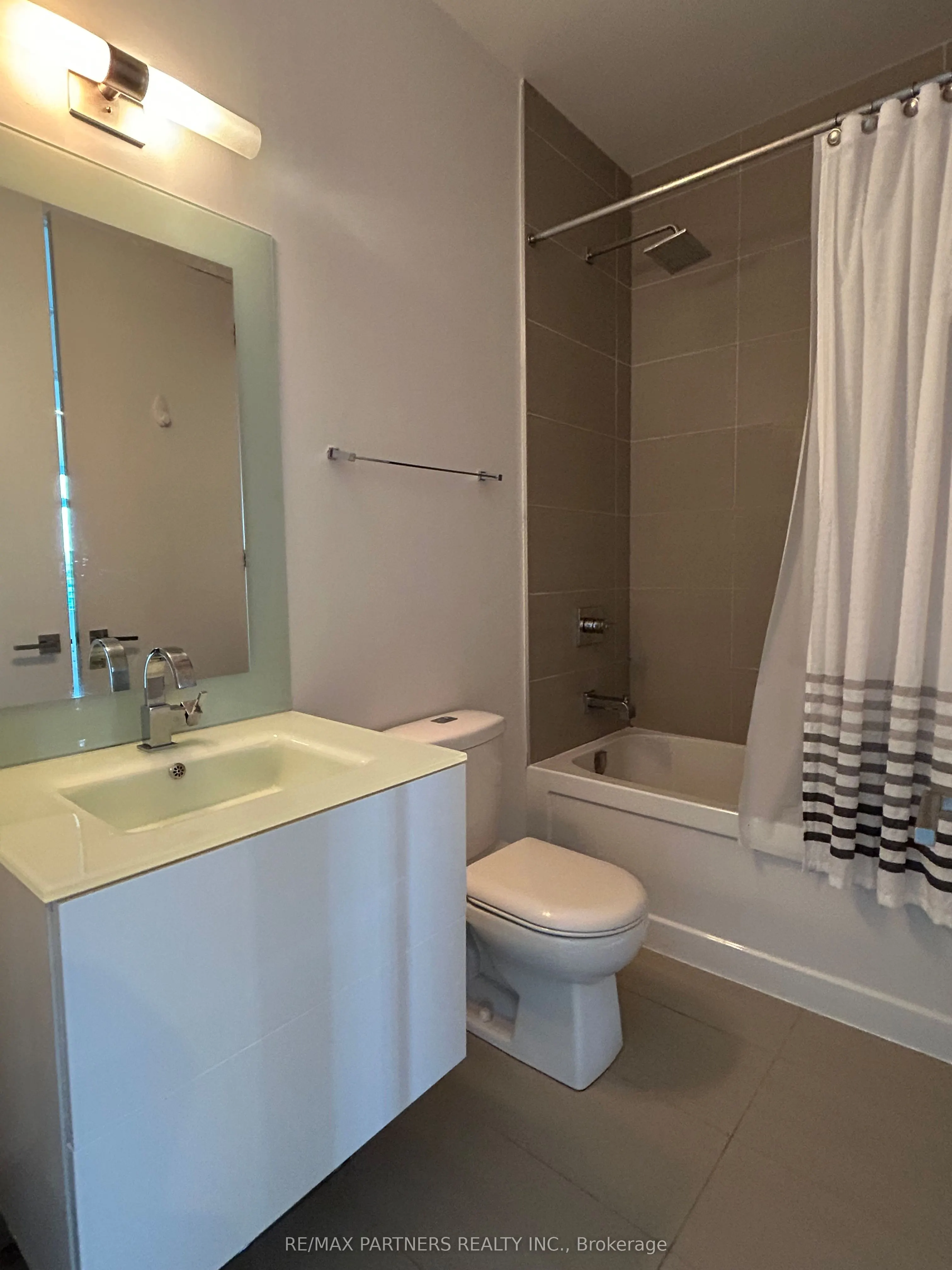 111 St Clair Avenue W, #1701