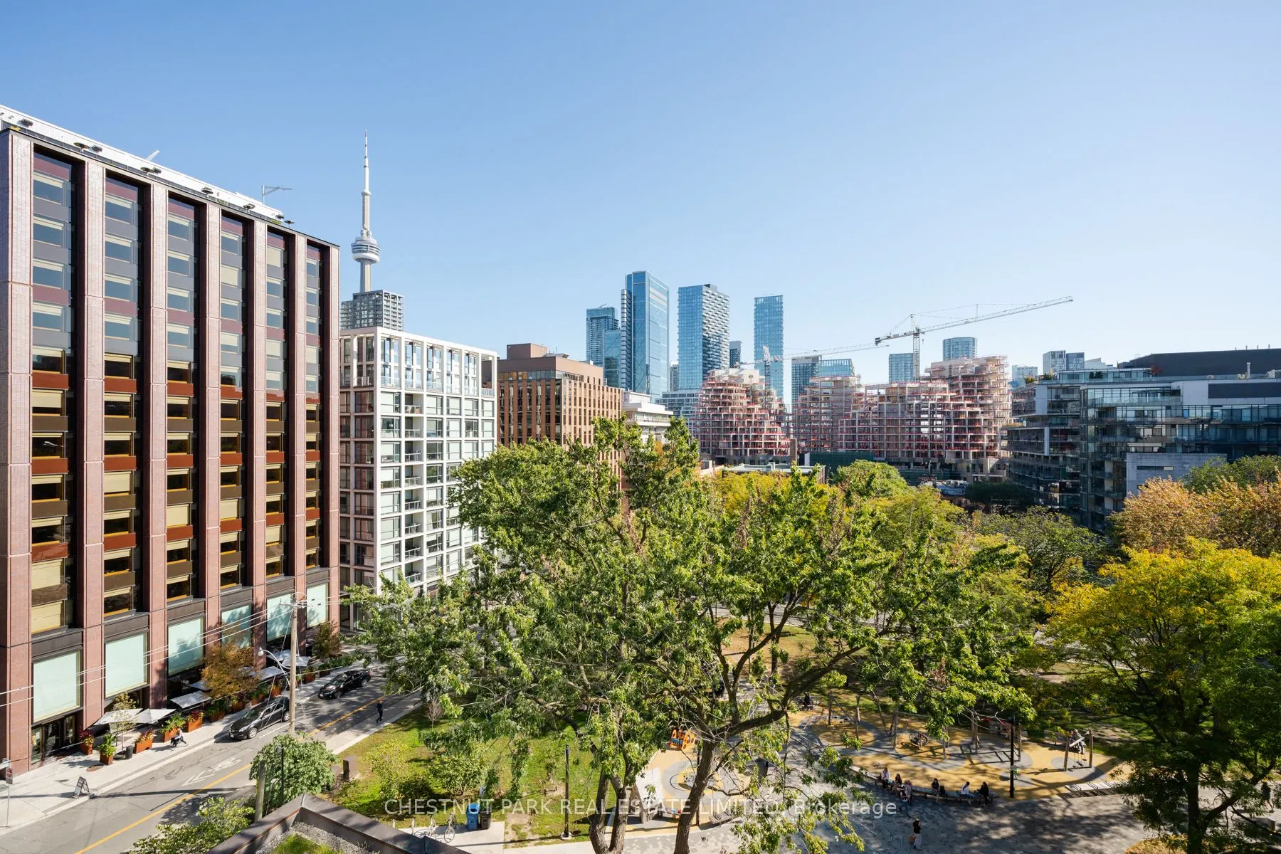 505 Richmond Street W, #526