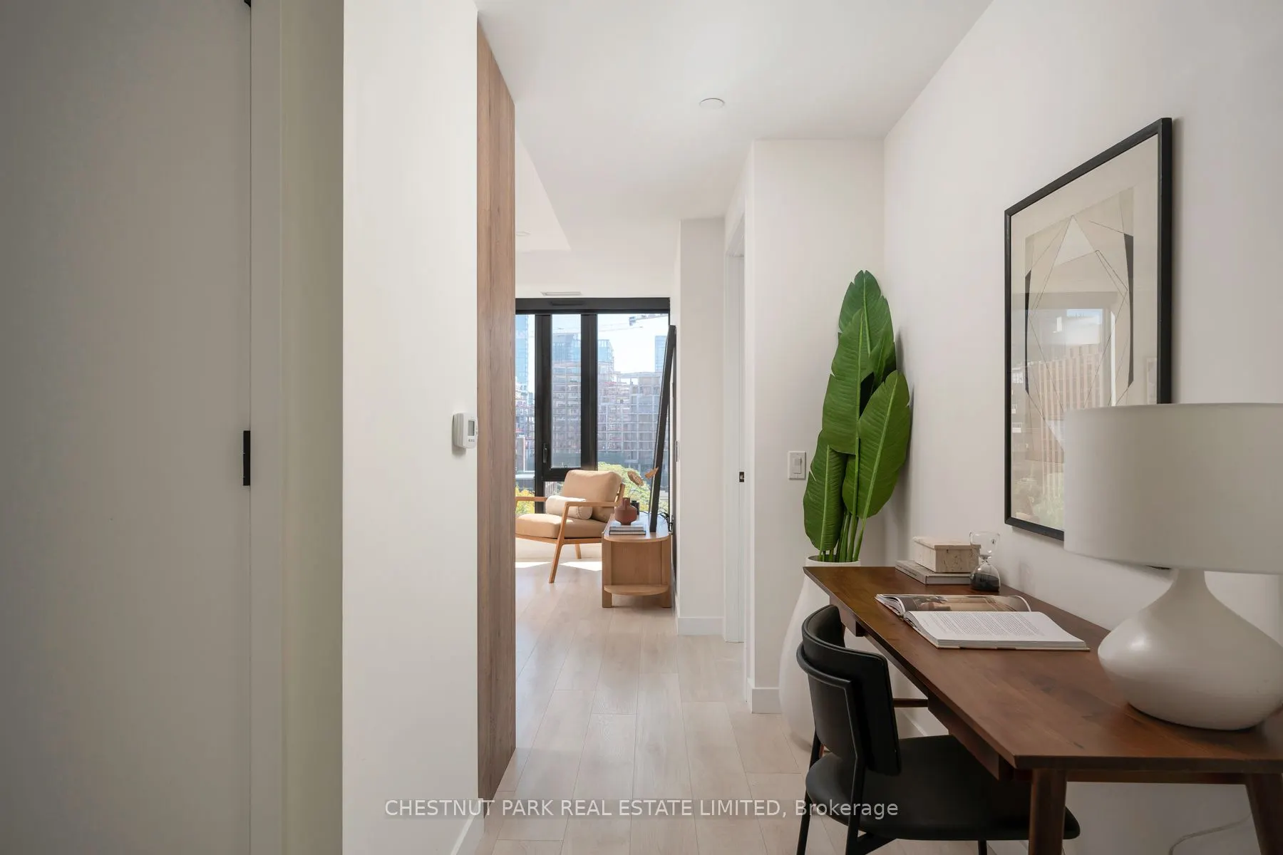505 Richmond Street W, #526