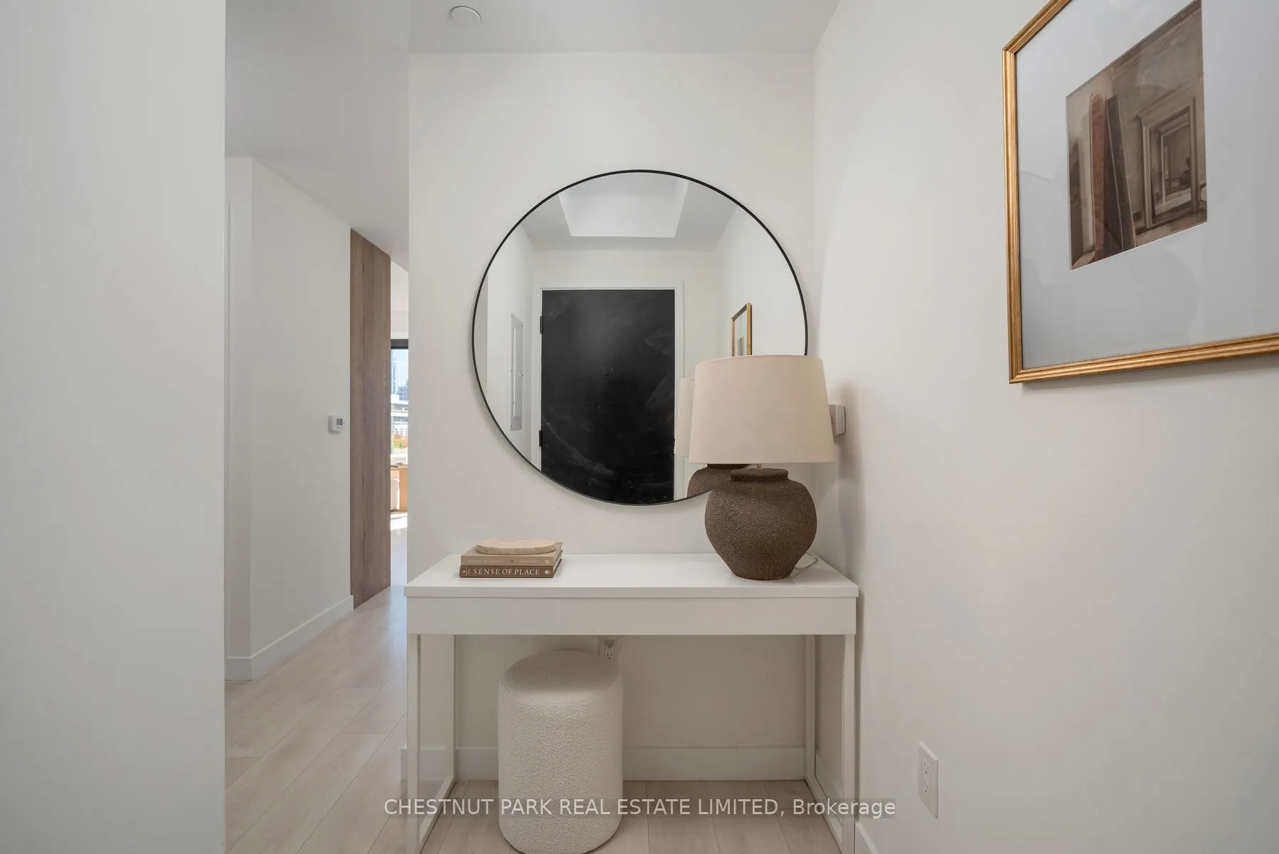 505 Richmond Street W, #526
