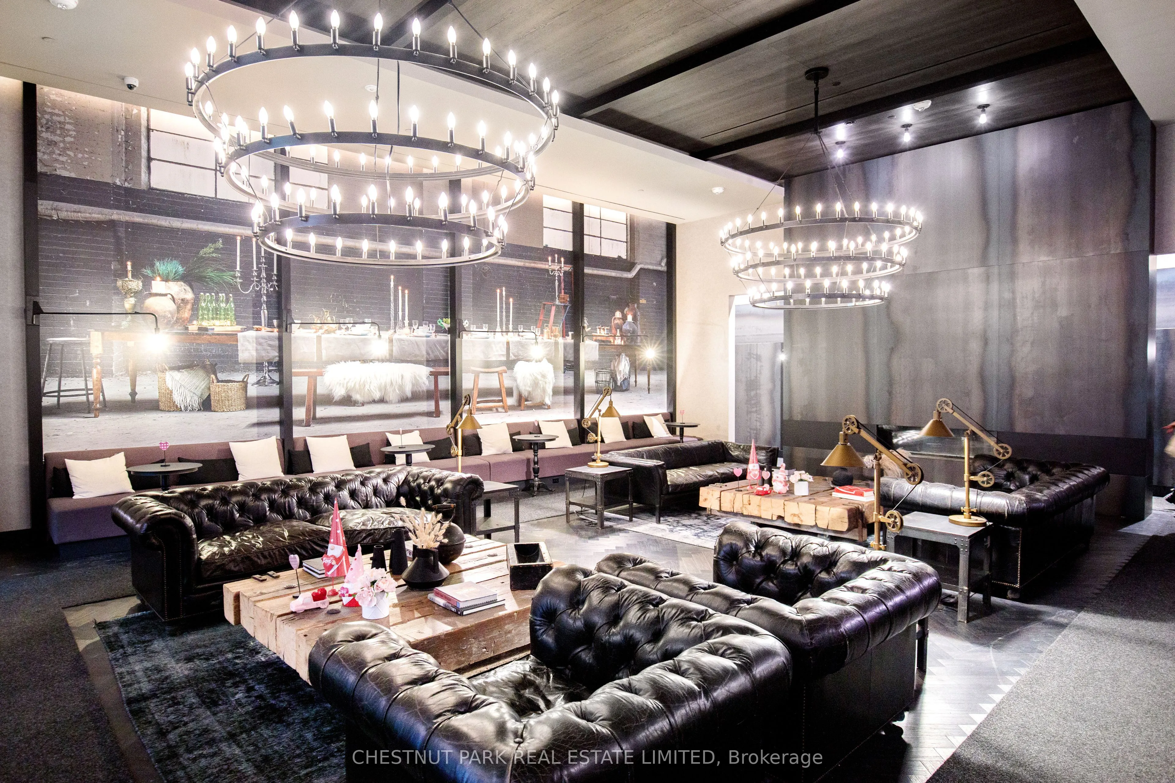 505 Richmond Street W, #526