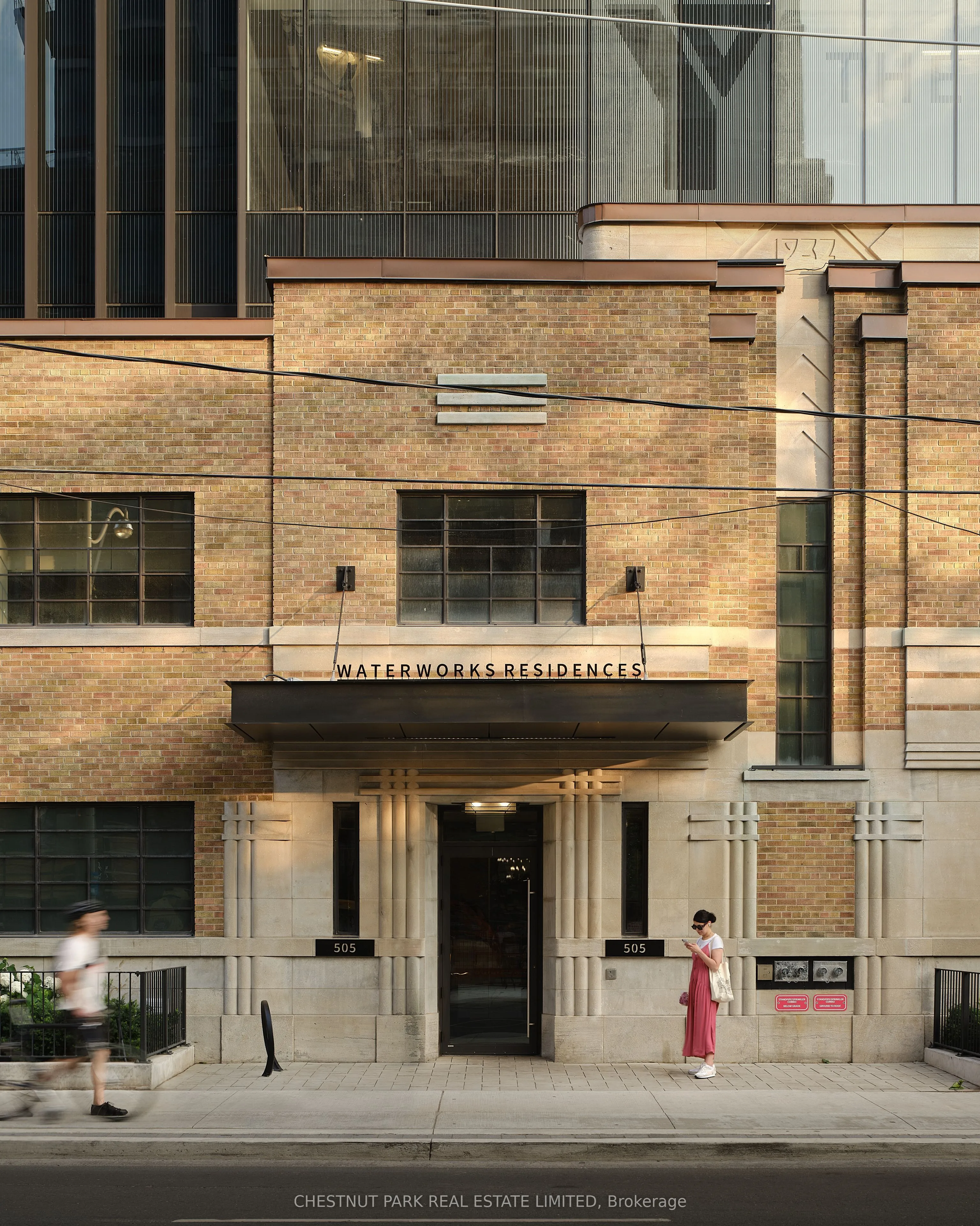 505 Richmond Street W, #526
