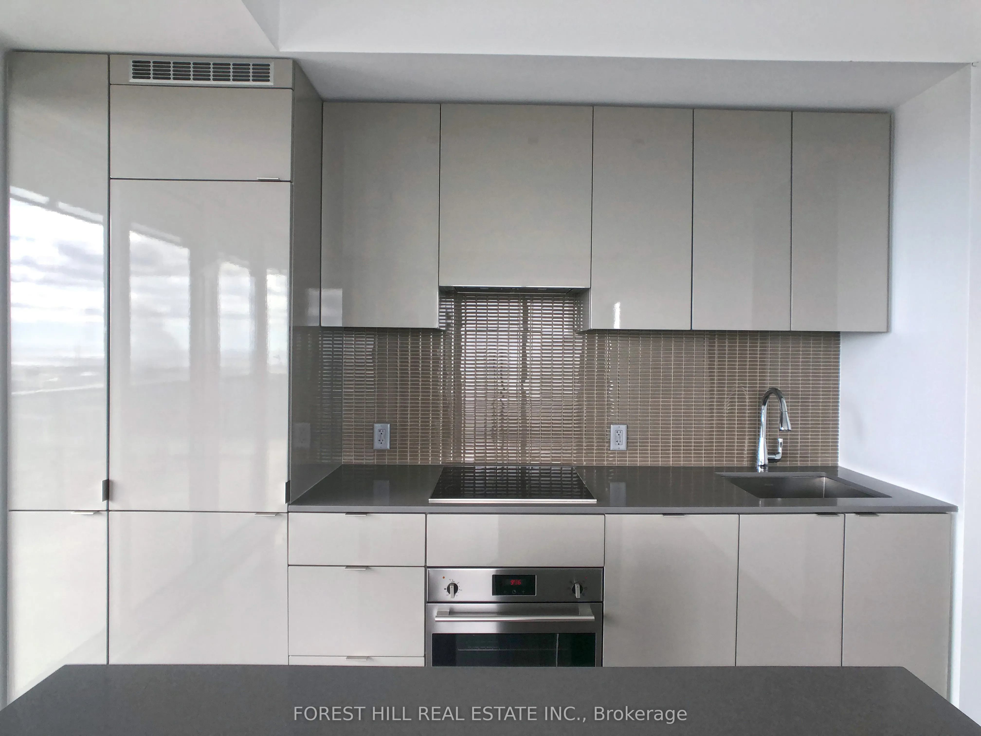 7 Grenville Street, #5610