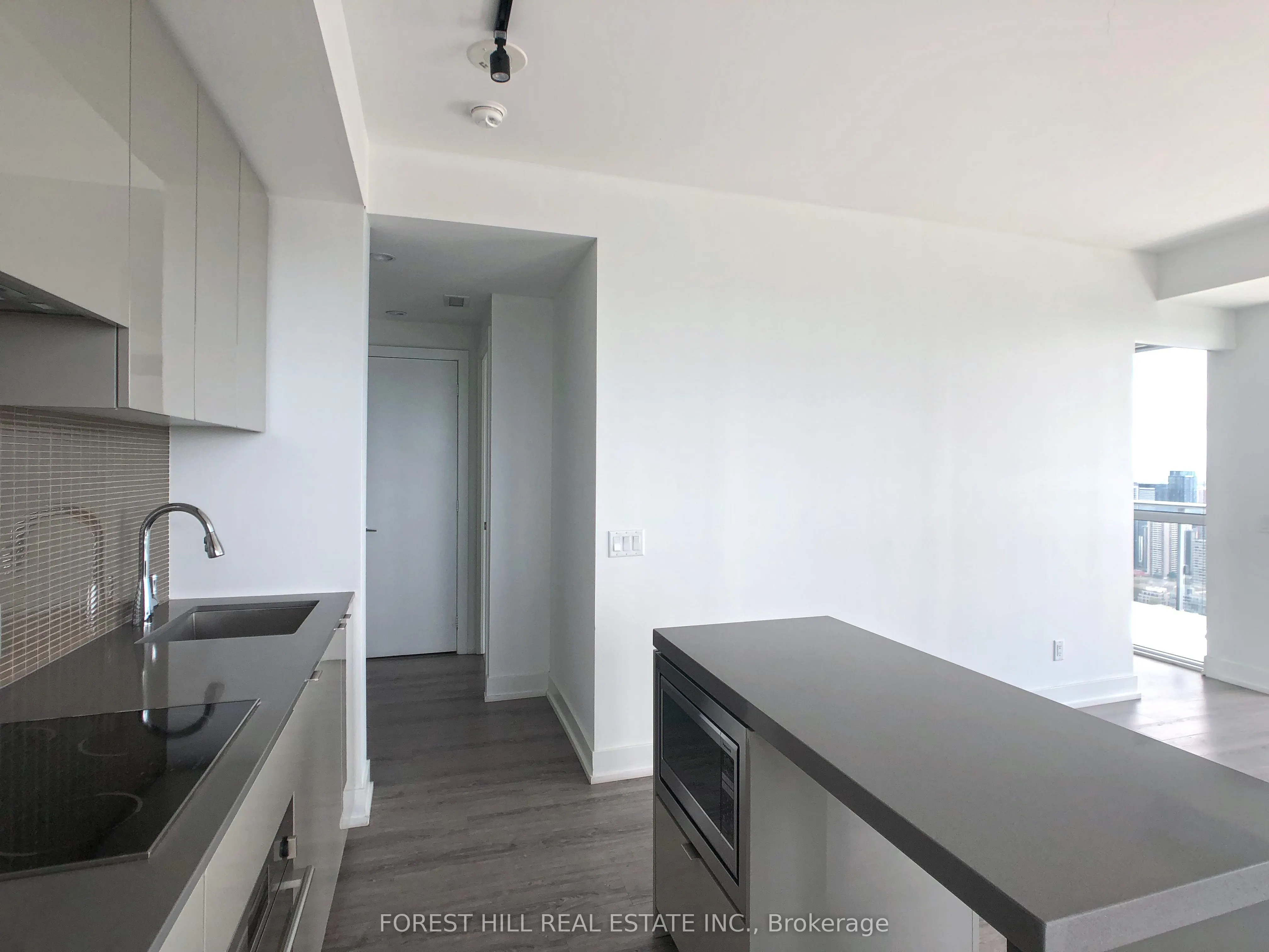 7 Grenville Street, #5610