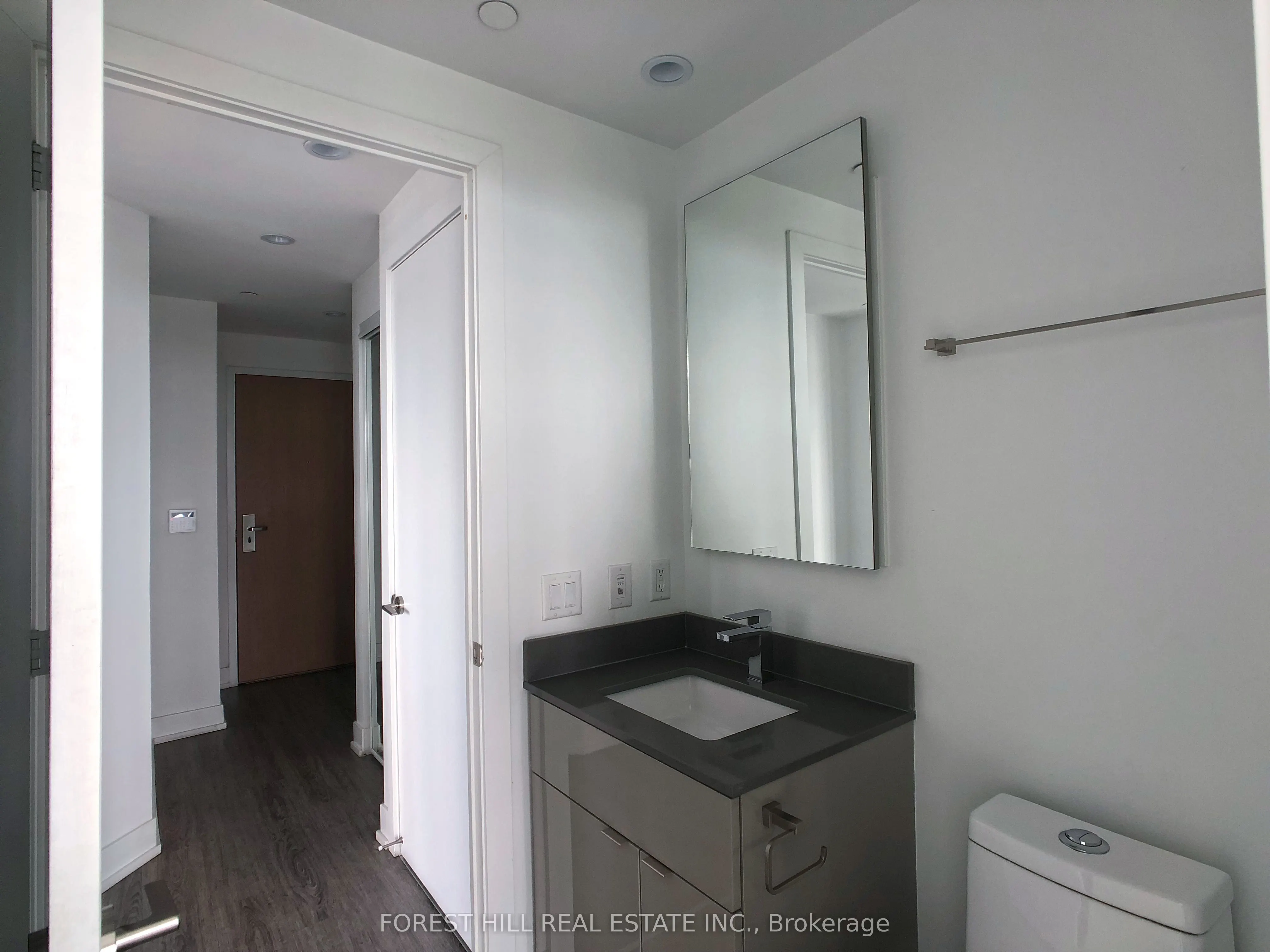 7 Grenville Street, #5610