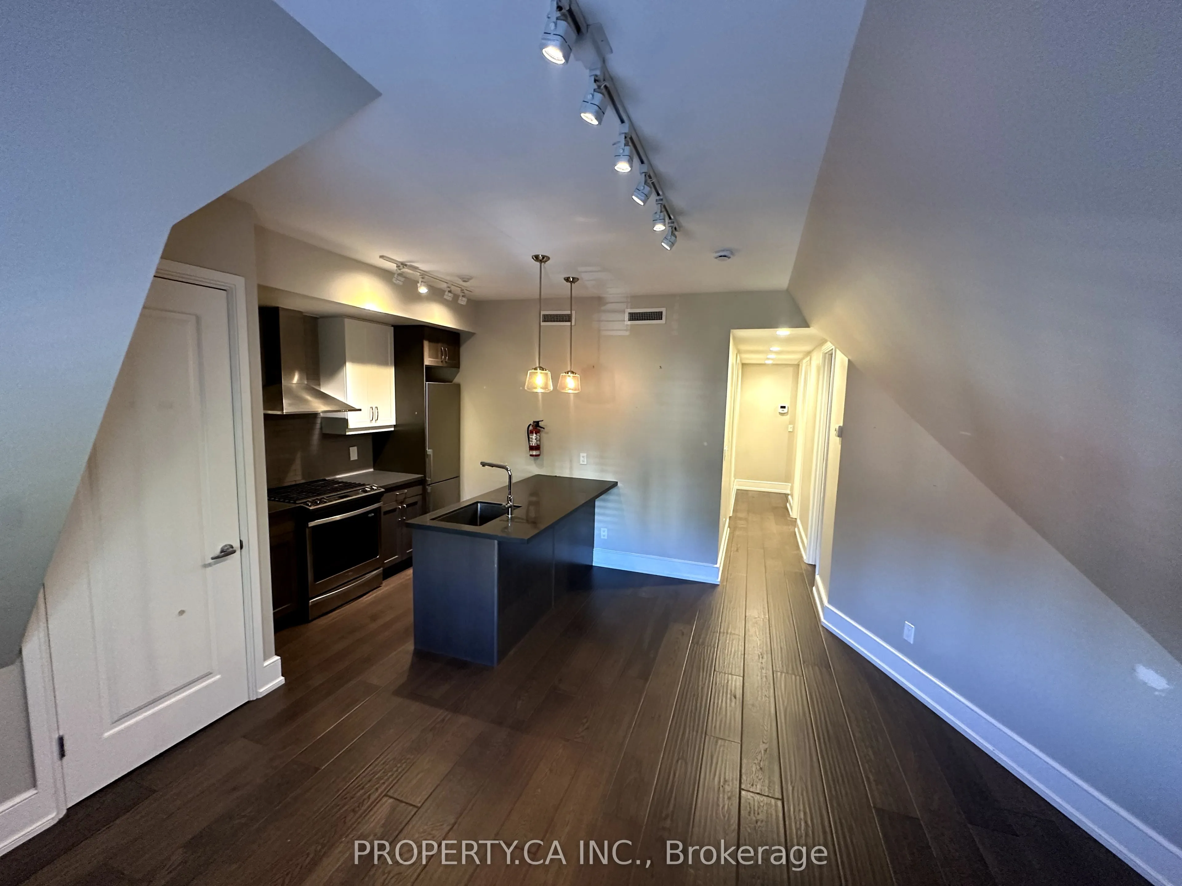 28 Madison Avenue, #05