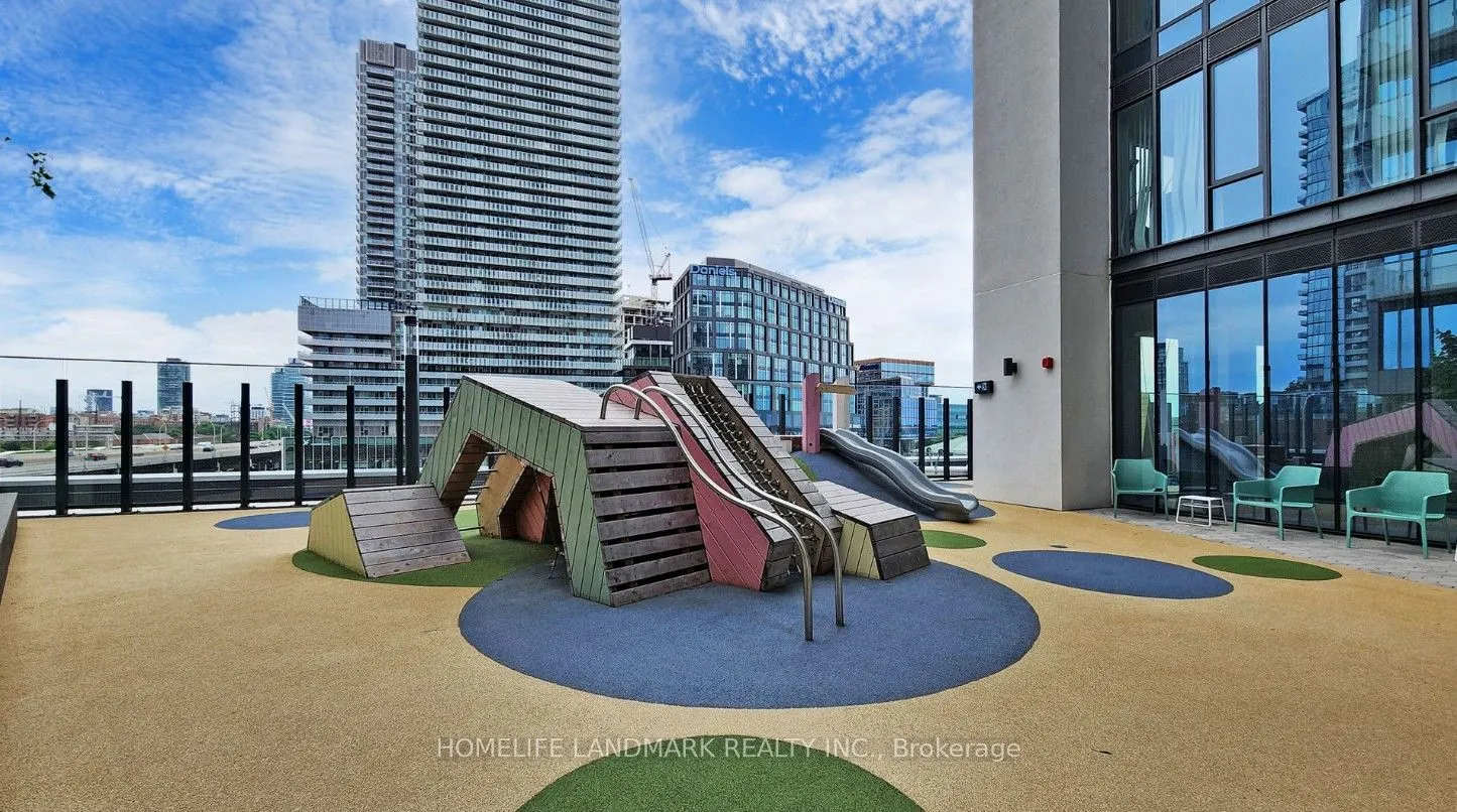 138 Downes Street, #1509
