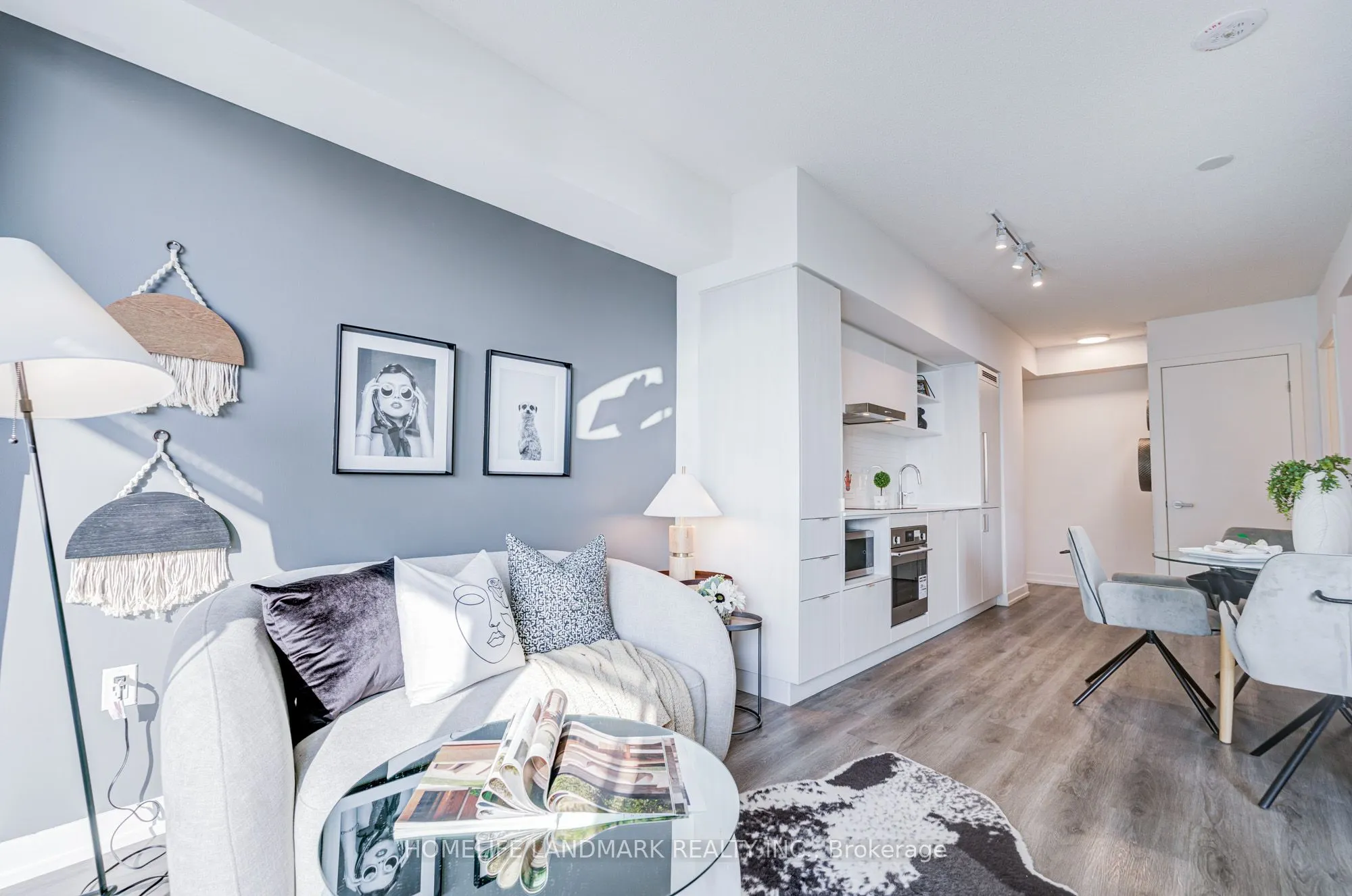 138 Downes Street, #1509