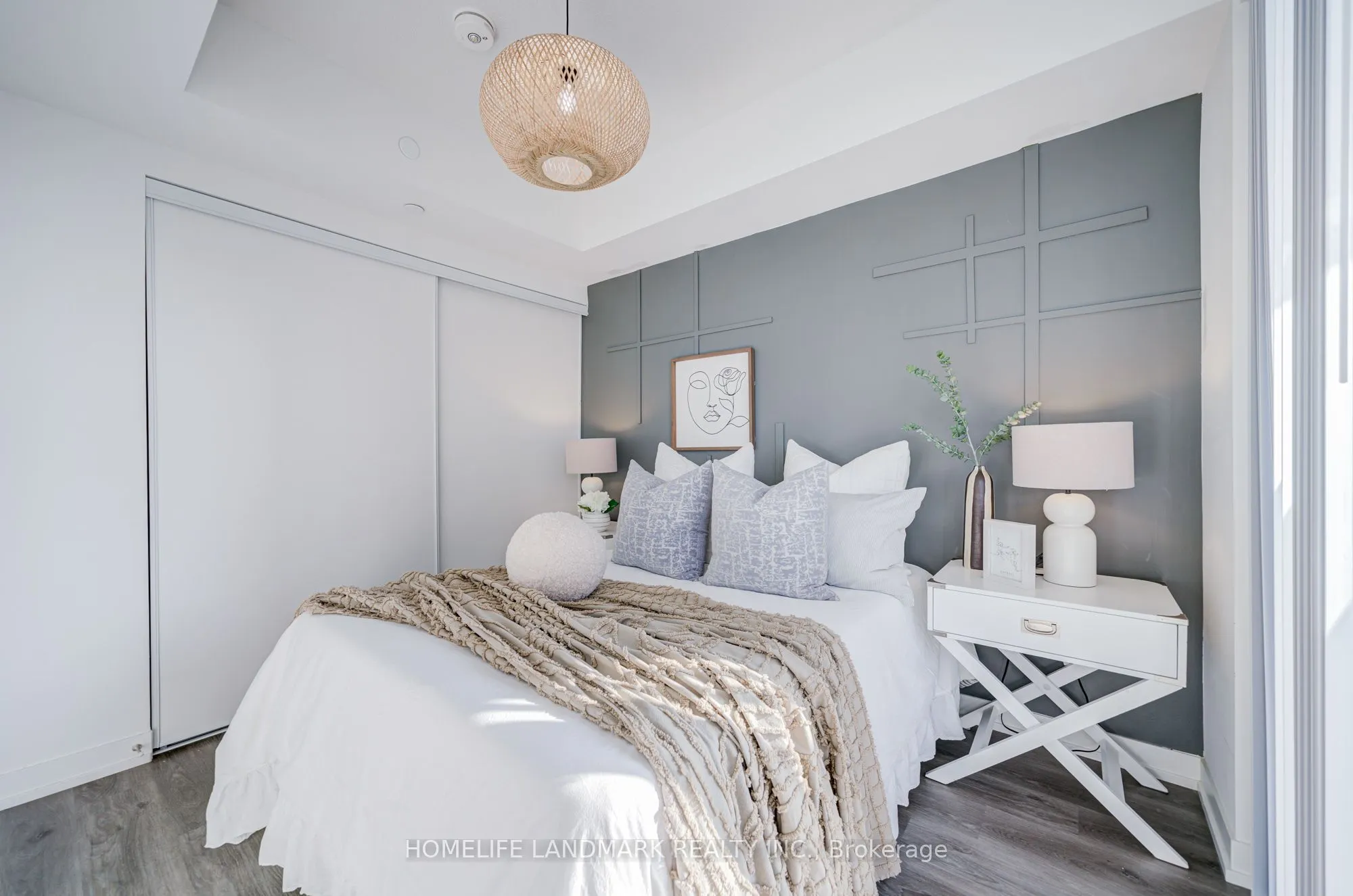 138 Downes Street, #1509