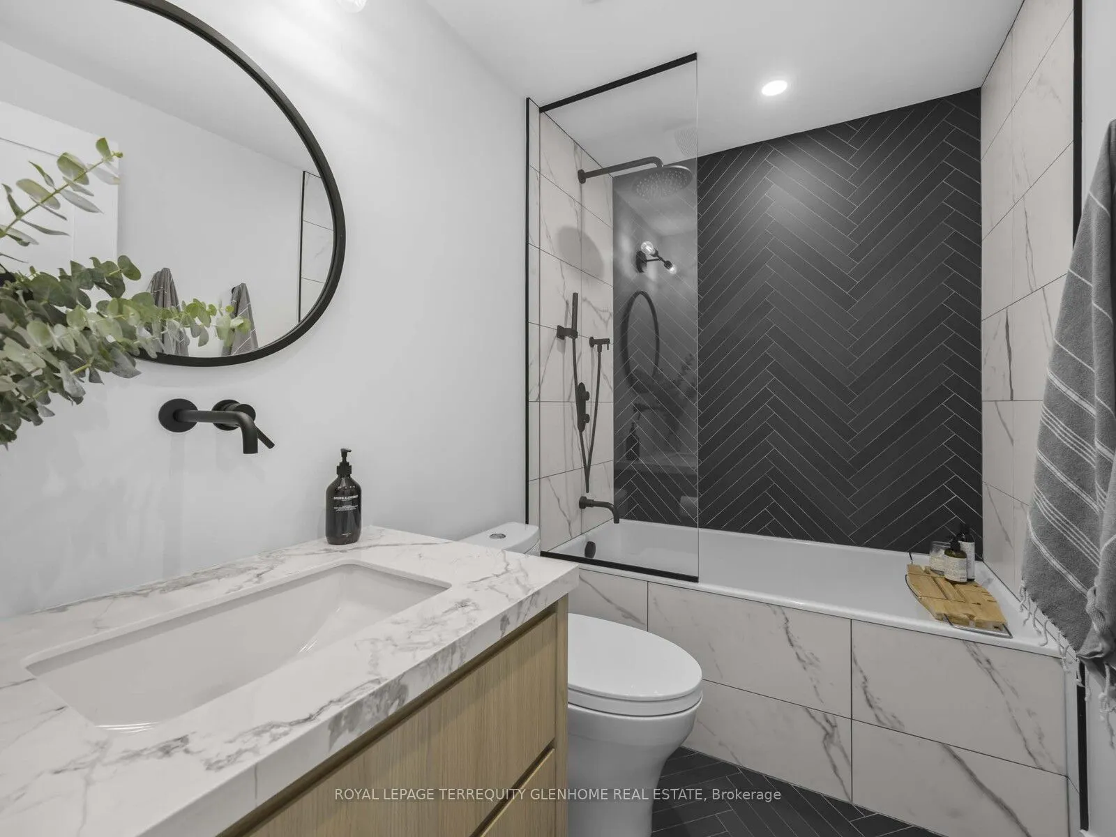 10 Walker Avenue, #125