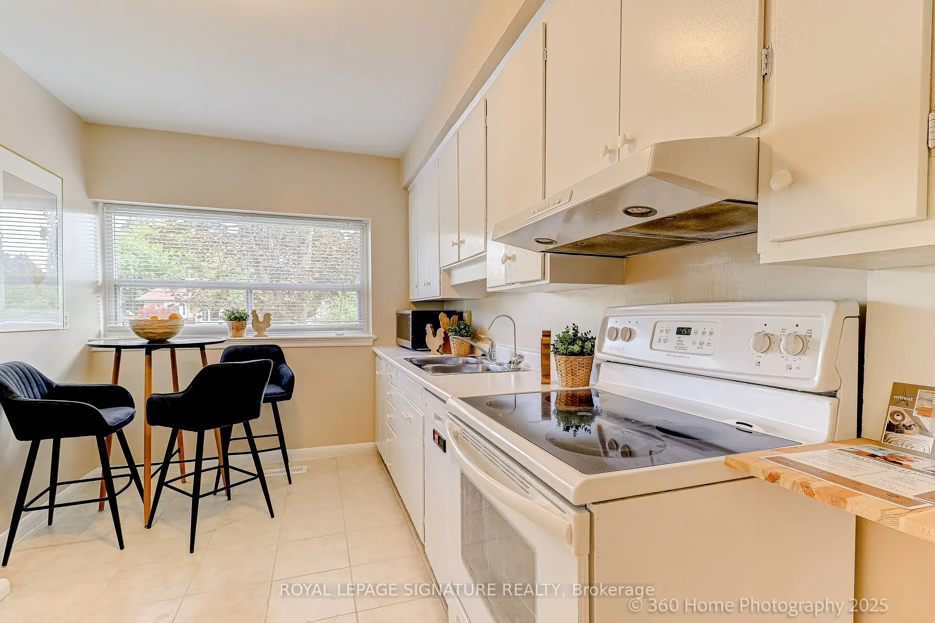 87 Combermere Drive