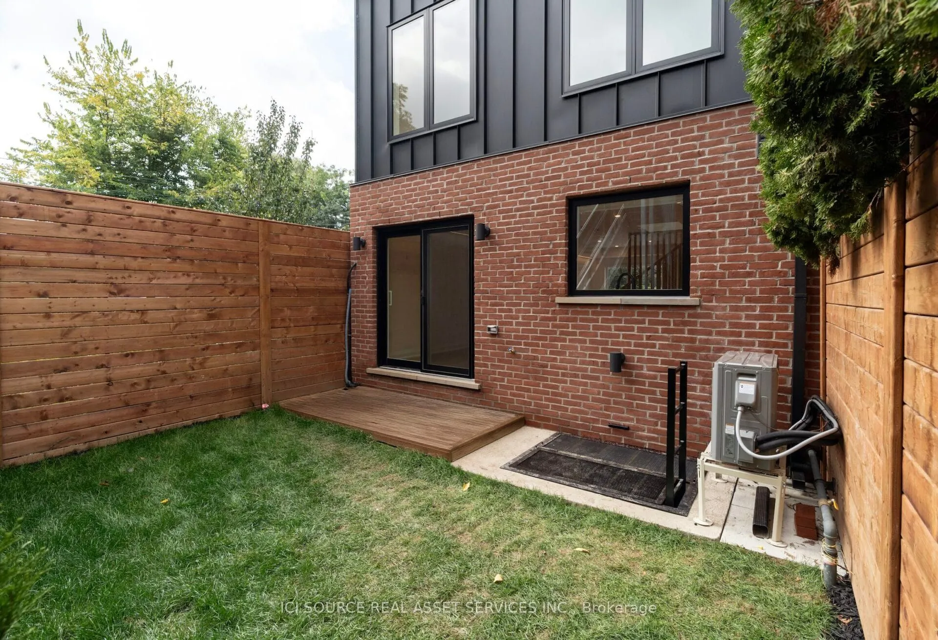 328 Shaw Street, #5