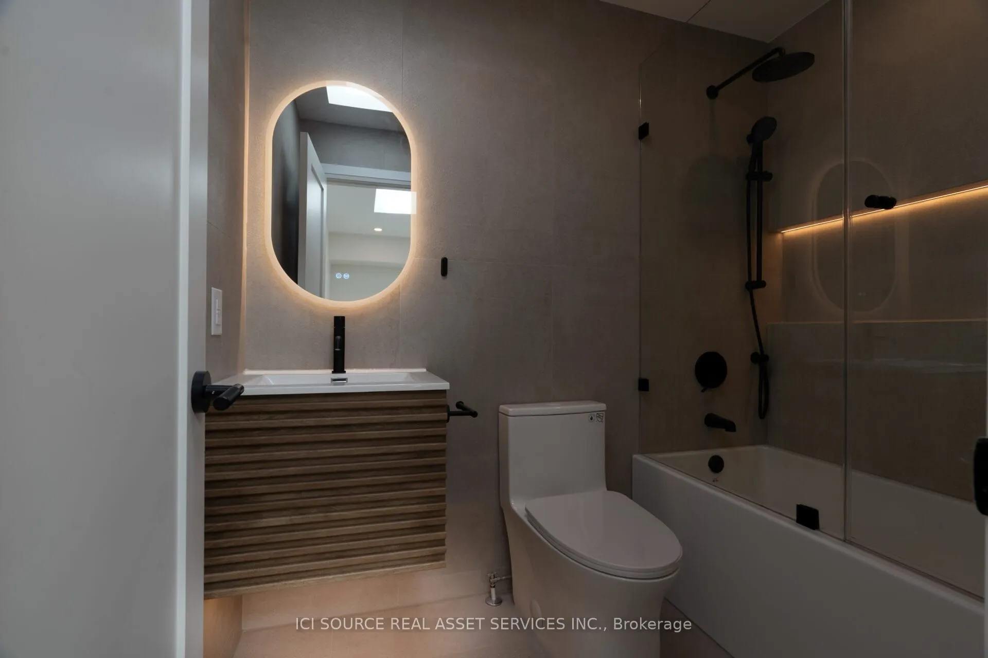 328 Shaw Street, #5