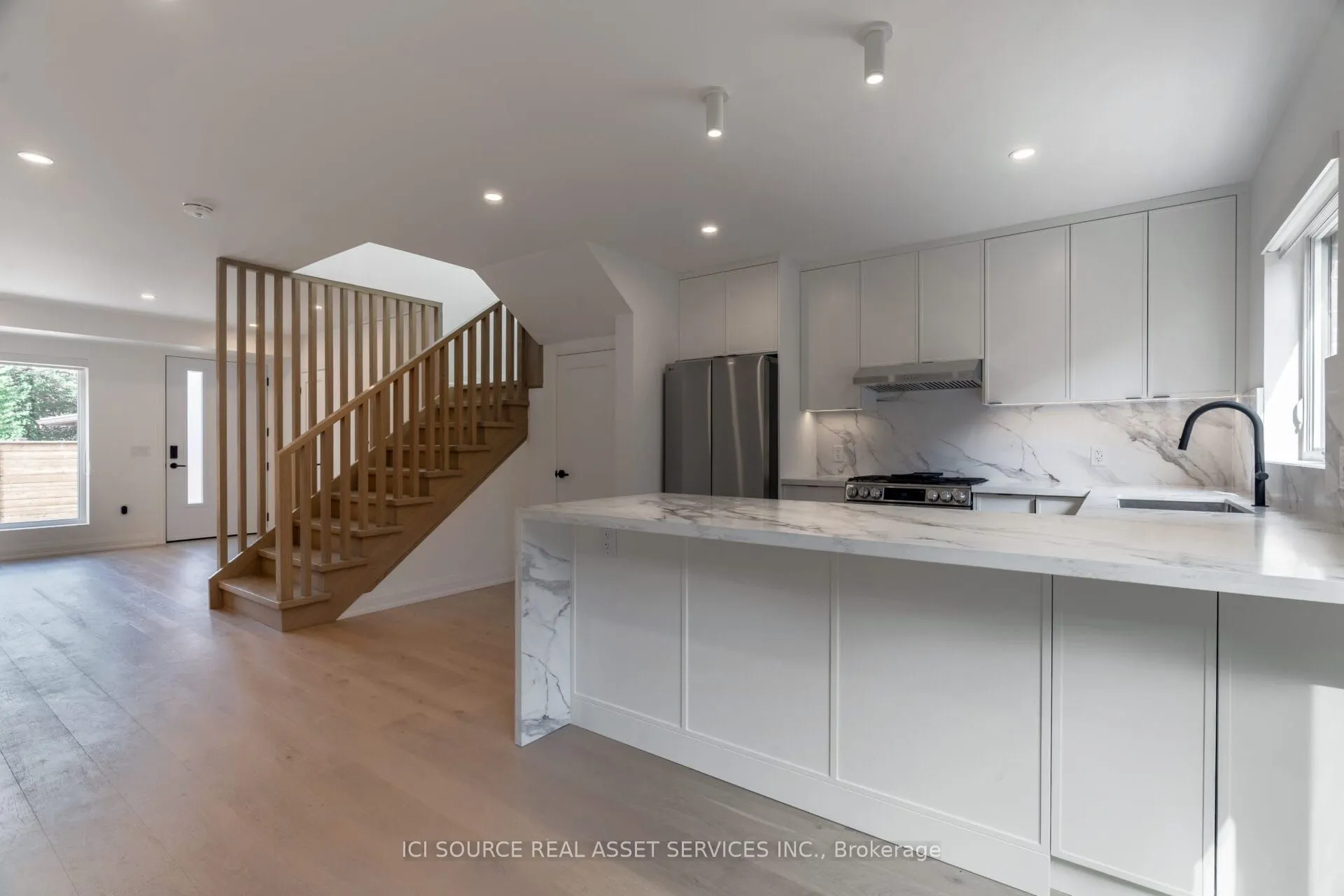328 Shaw Street, #5