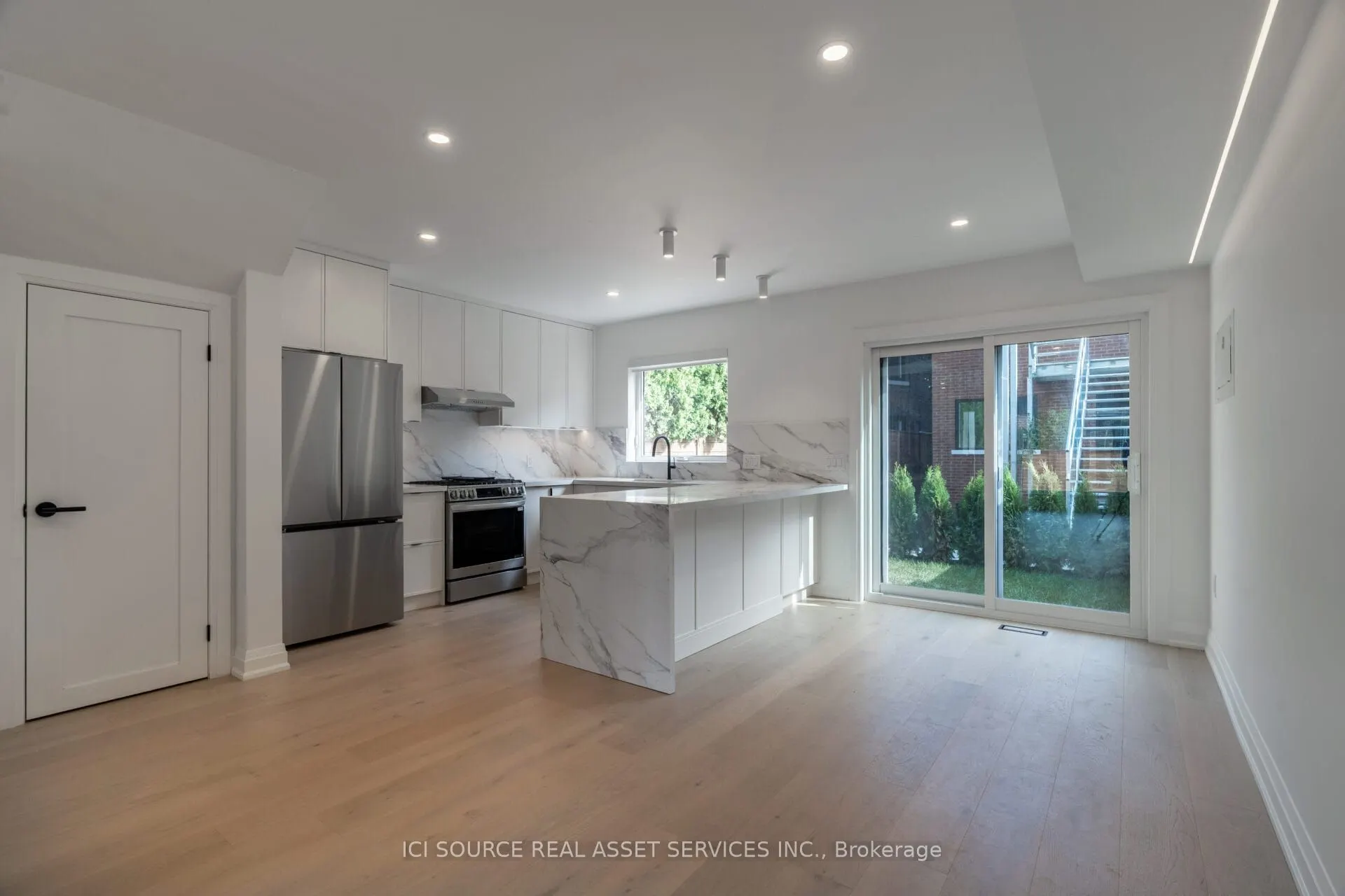 328 Shaw Street, #5