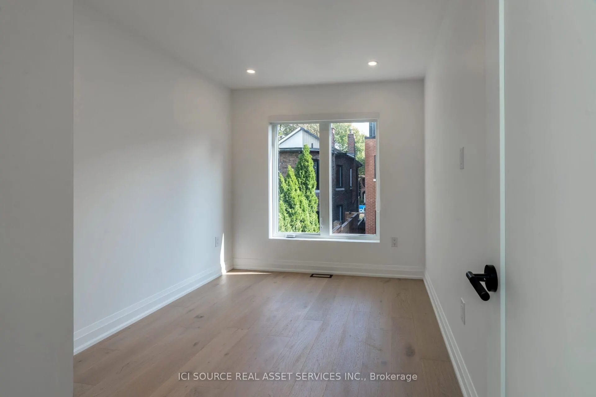 328 Shaw Street, #5
