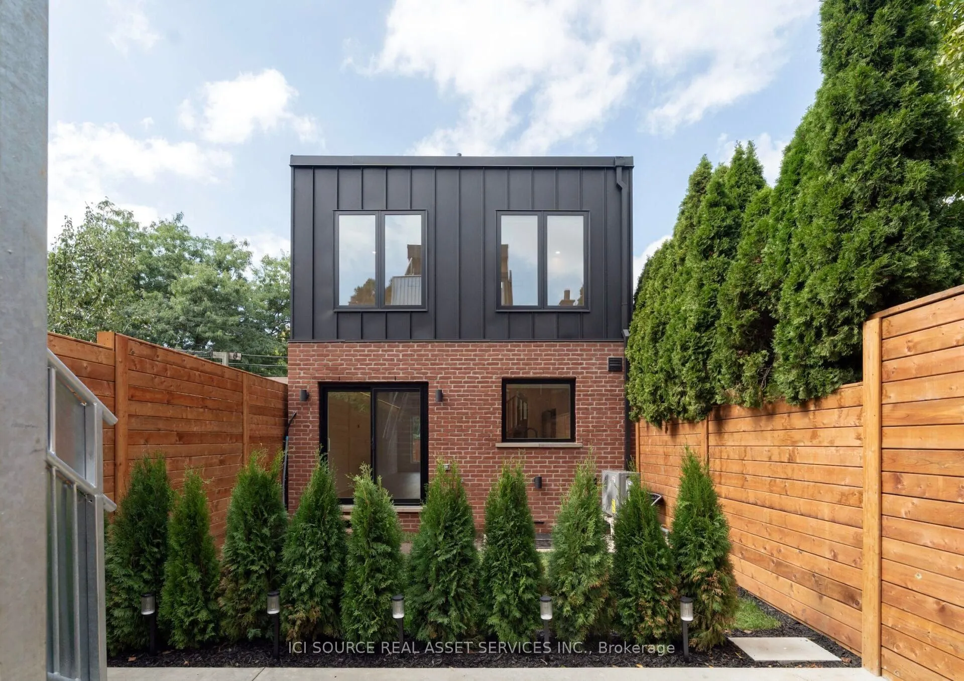 328 Shaw Street, #5