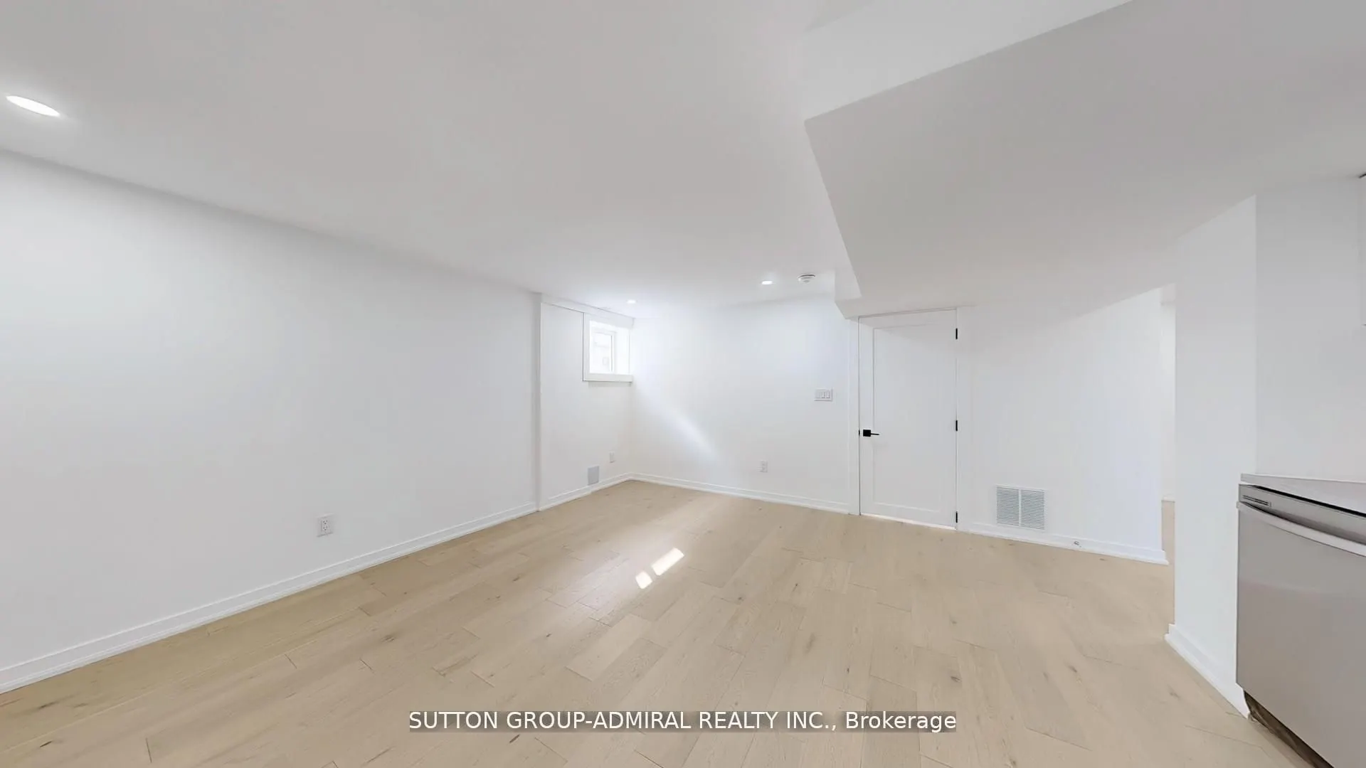 118 Clifton Avenue, #Basement 2