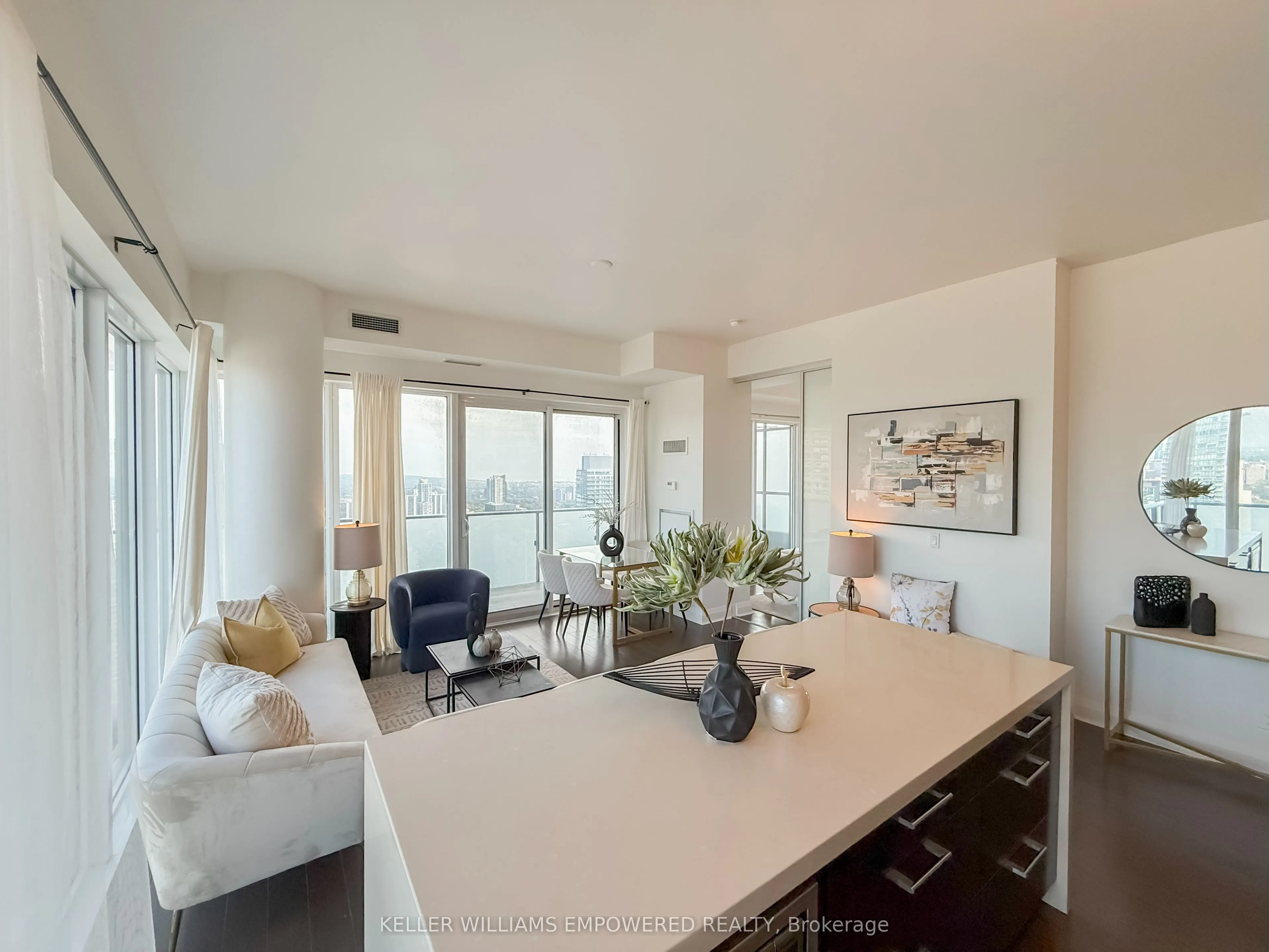 1080 Bay Street, #4508