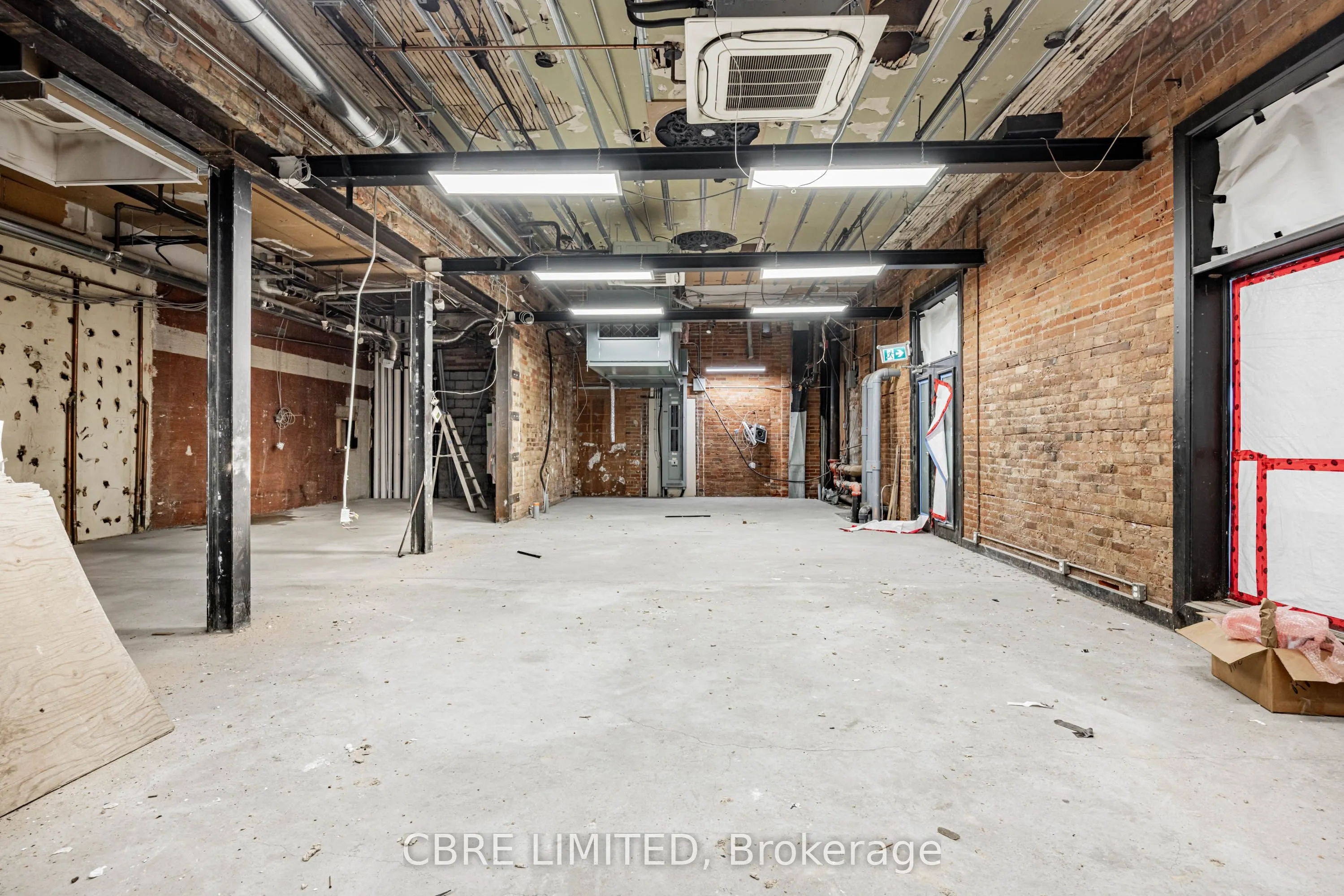 601-603 Yonge Street