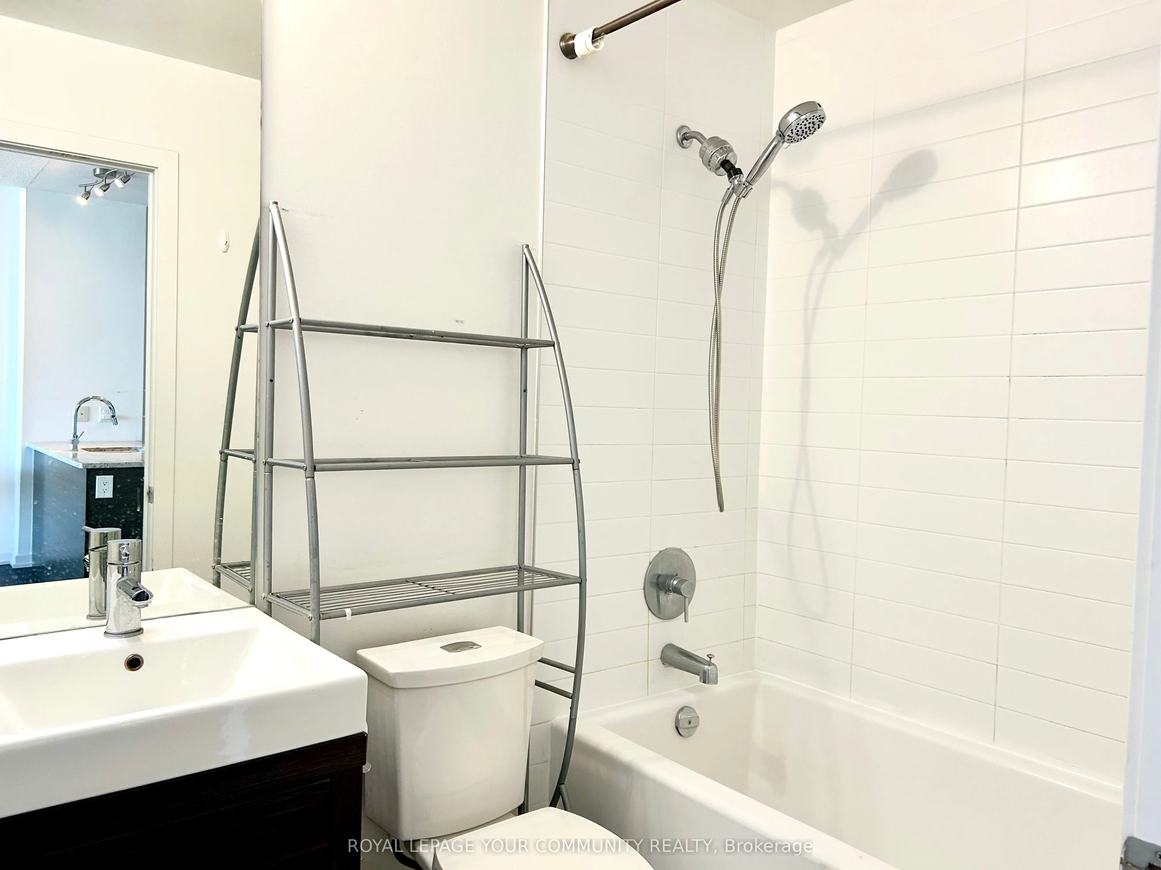 70 Forest Manor Road, #2211