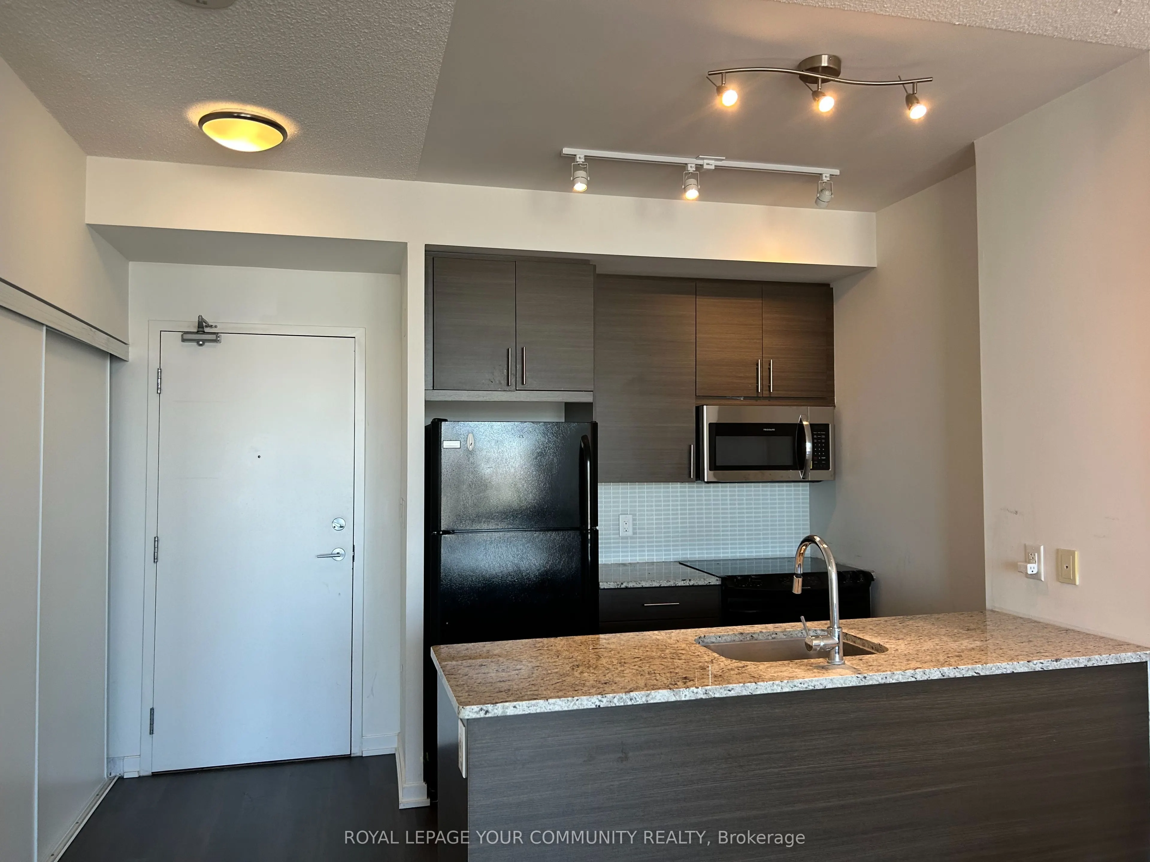 70 Forest Manor Road, #2211