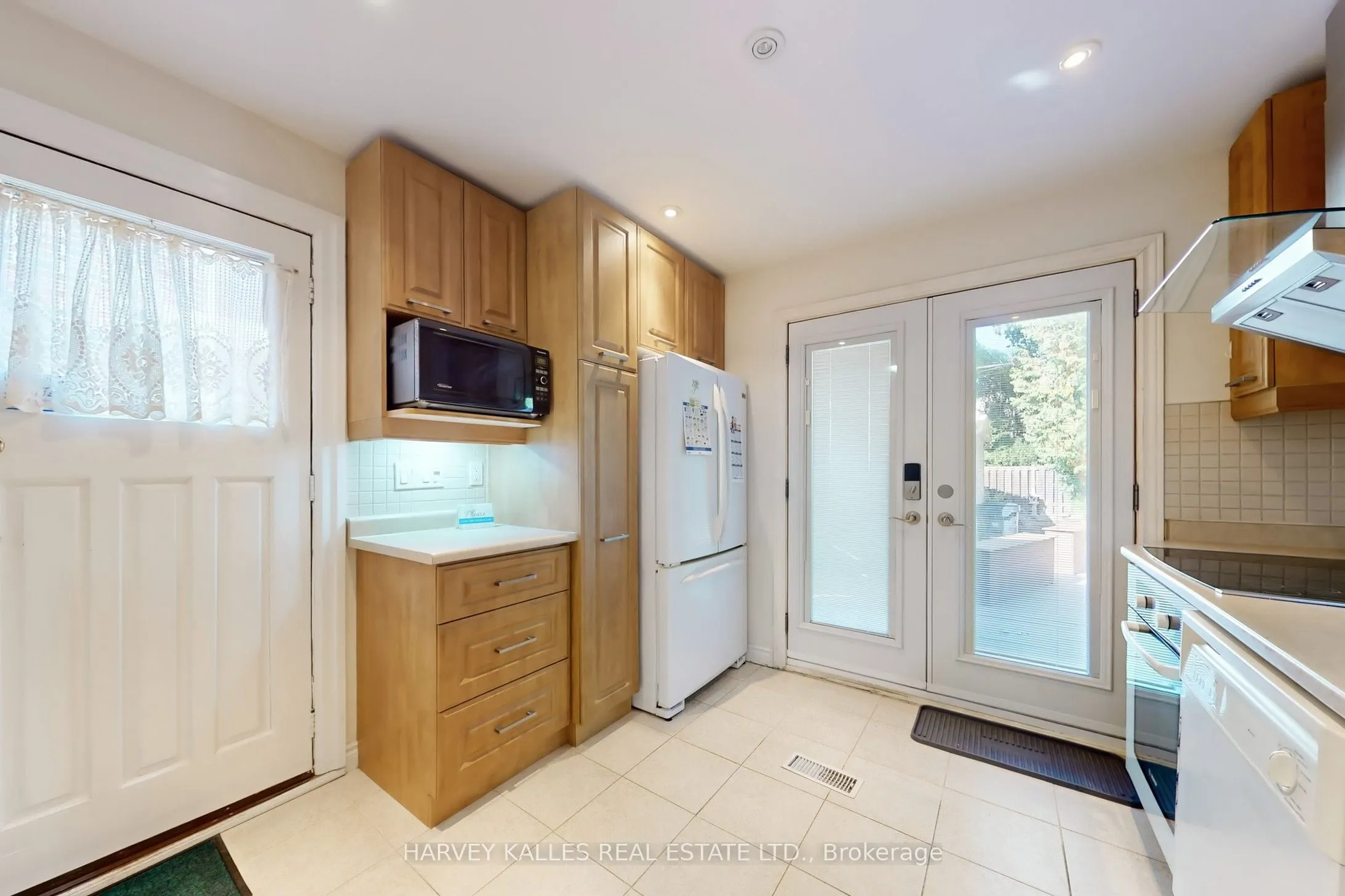 114 Bowood Avenue