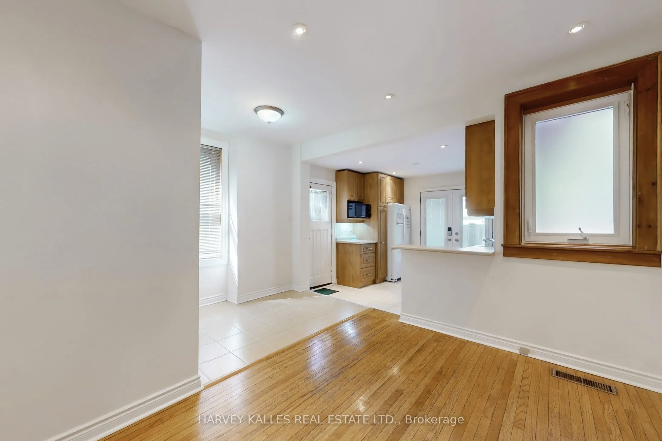 114 Bowood Avenue