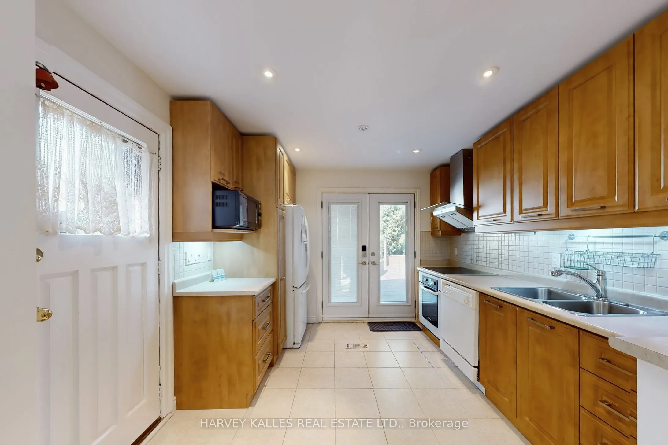 114 Bowood Avenue