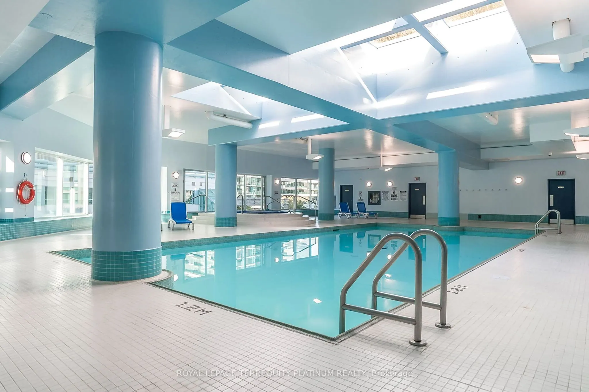 10 Yonge Street, #1008
