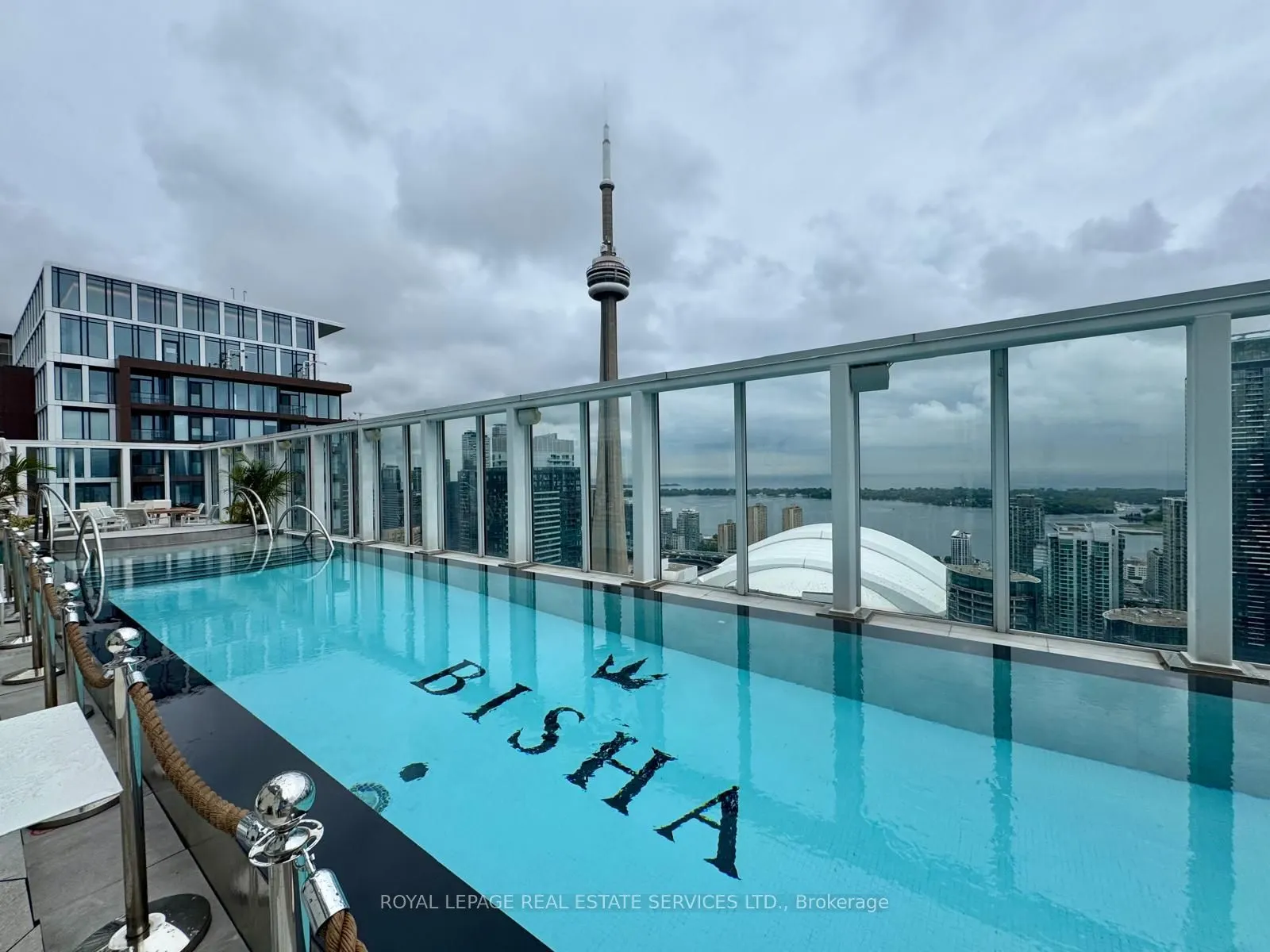 88 Blue Jays Way, #2810
