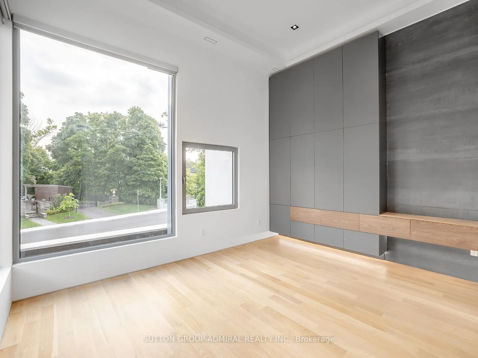 157 Old Forest Hill Road