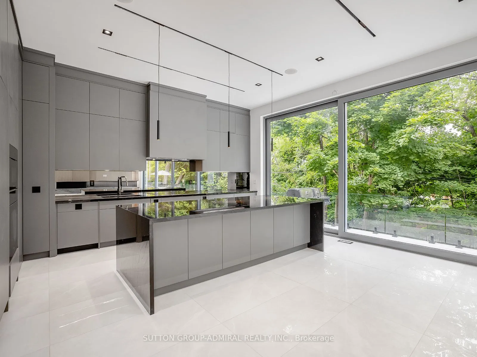 157 Old Forest Hill Road