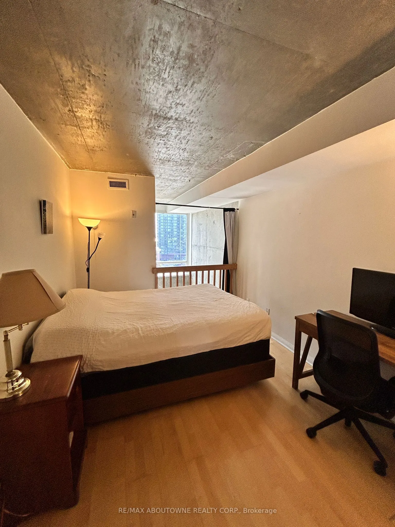 1029 King Street W, #1005