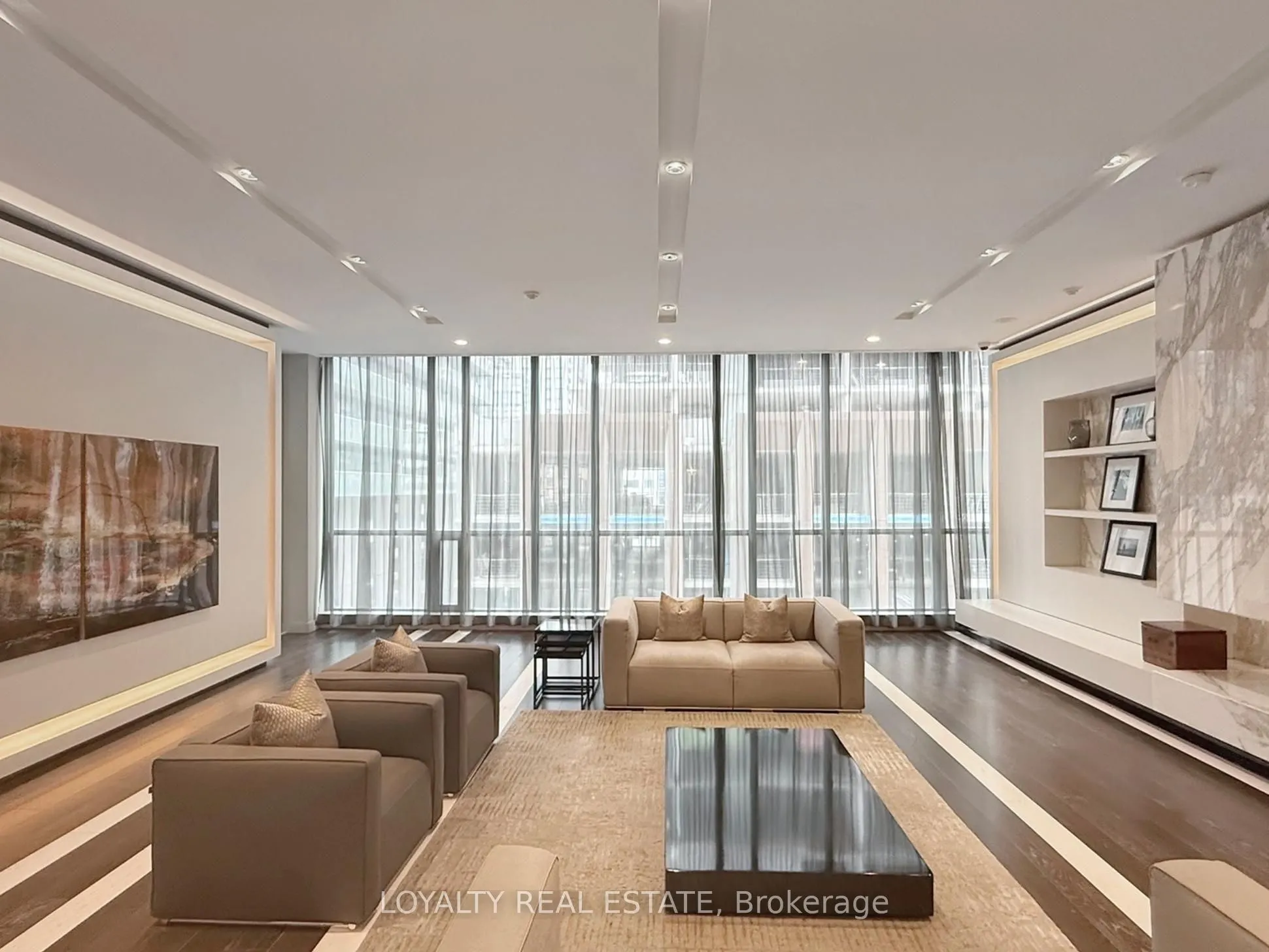 8 charlotte Street, #3305
