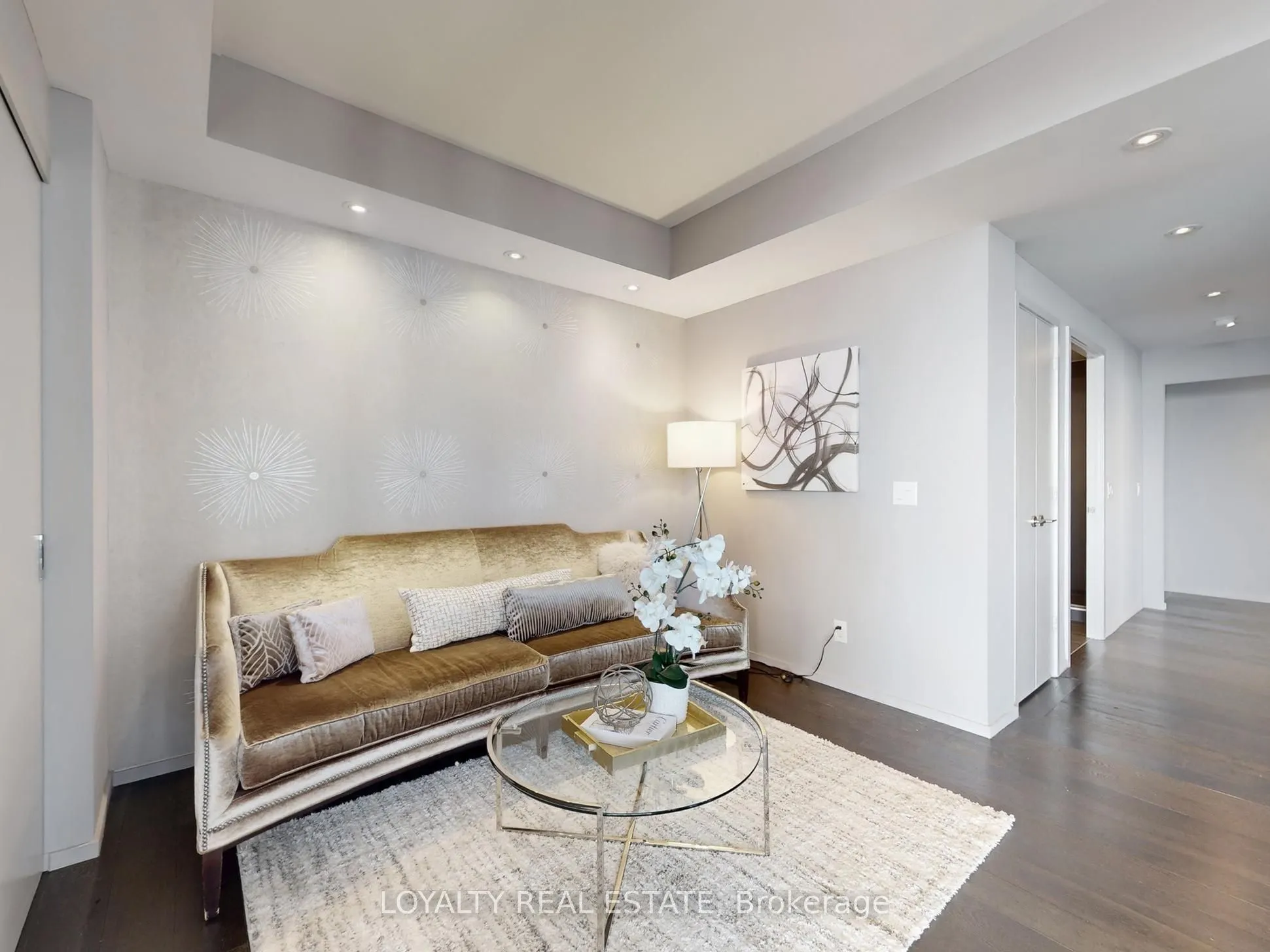 8 charlotte Street, #3305