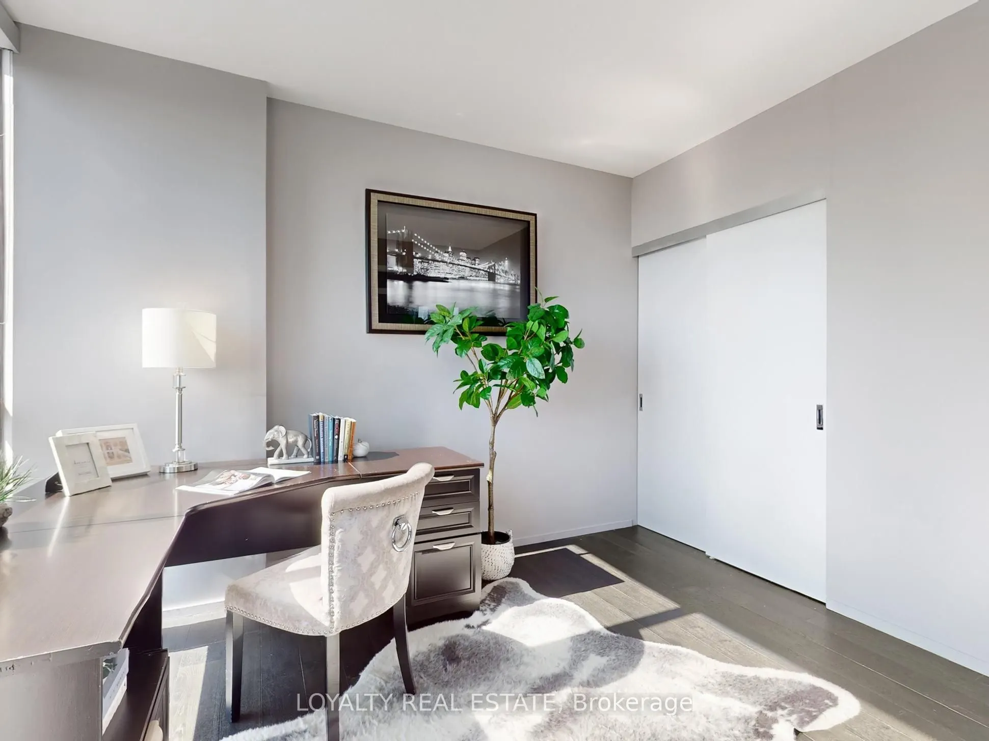 8 charlotte Street, #3305