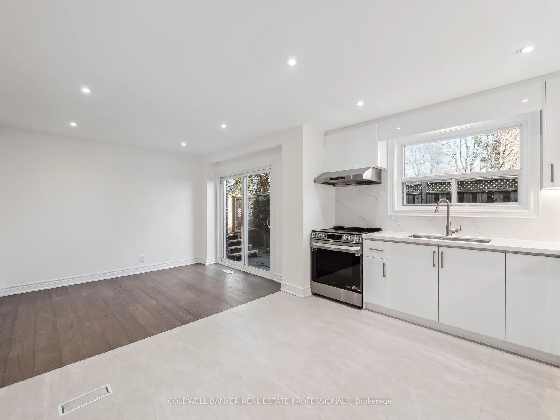 2 Kempsell Crescent