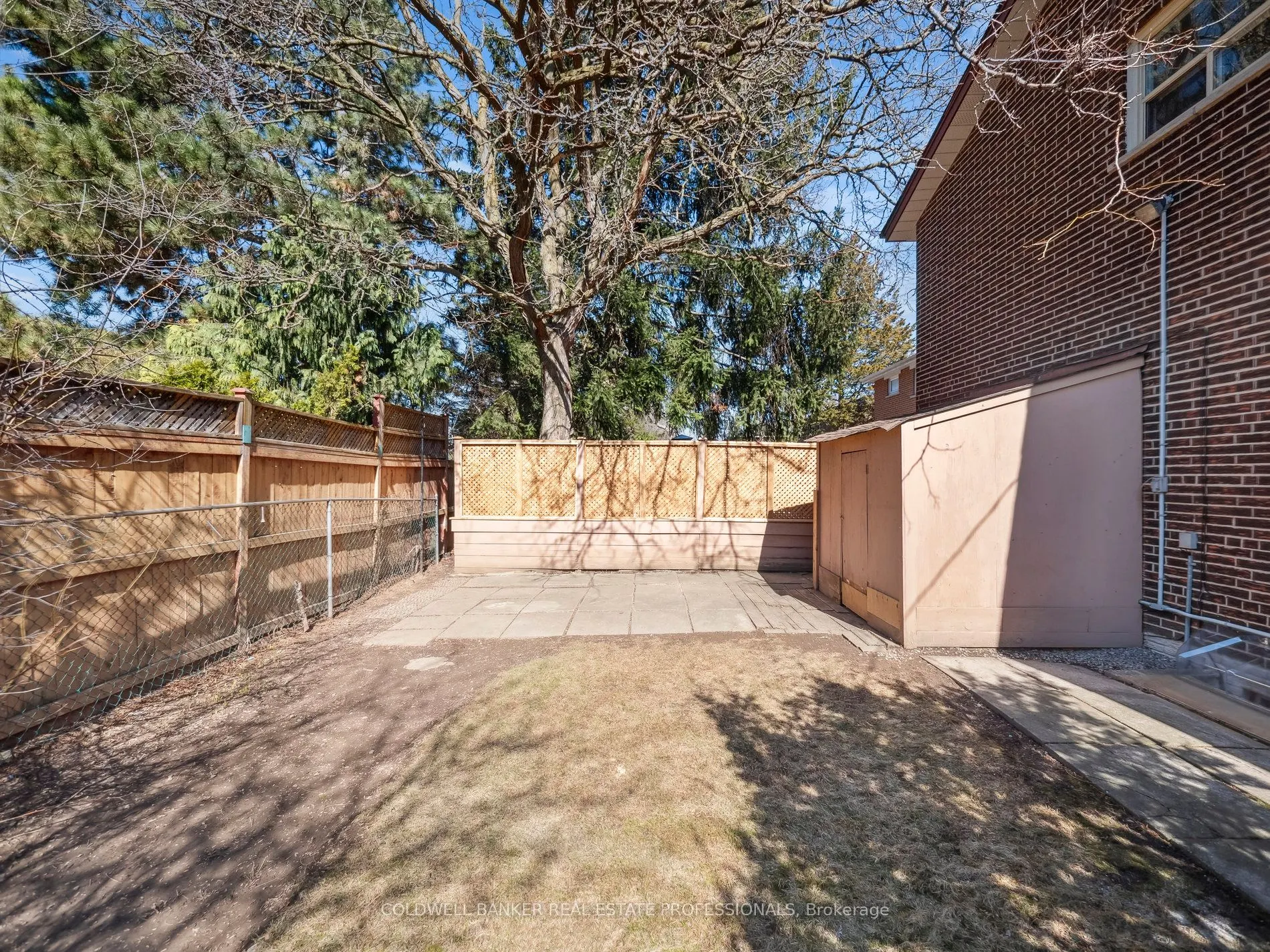 2 Kempsell Crescent