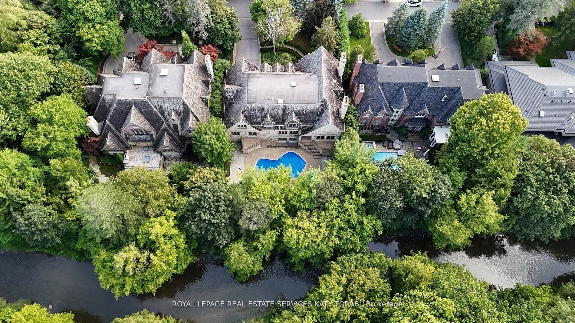 14 St Margarets Drive