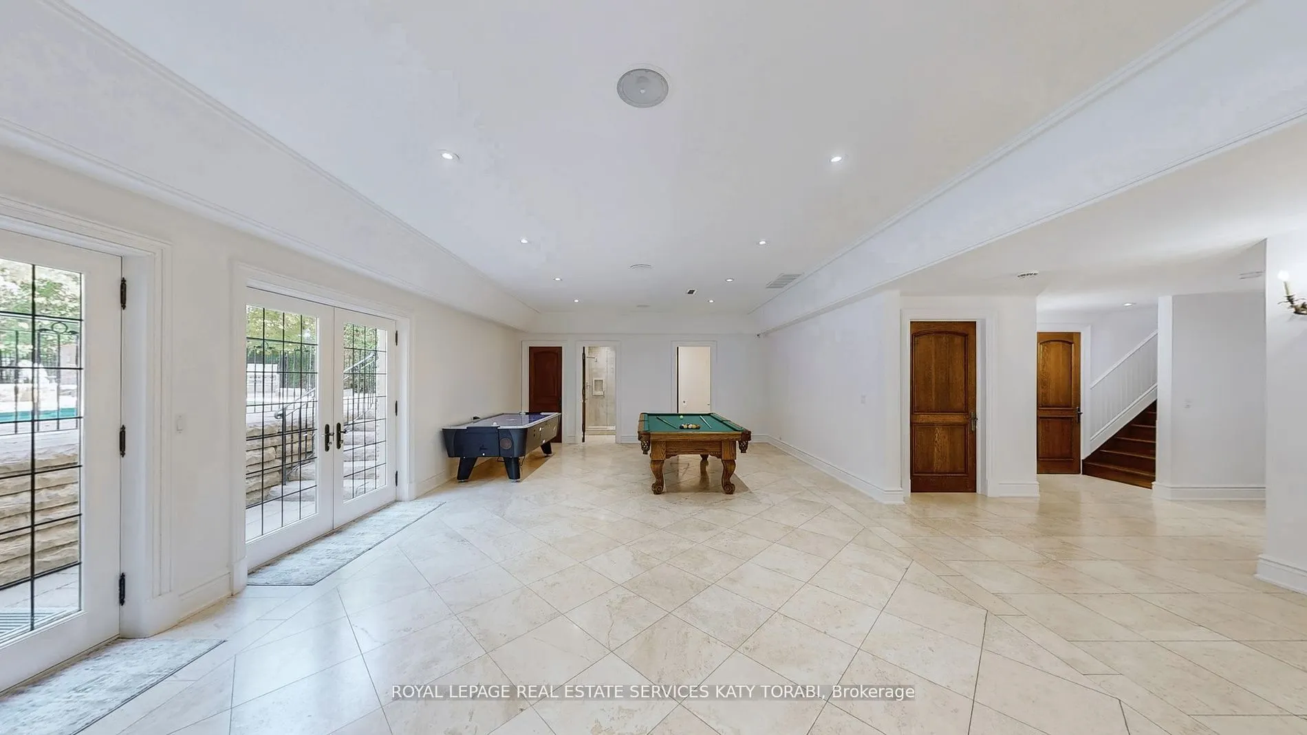 14 St Margarets Drive