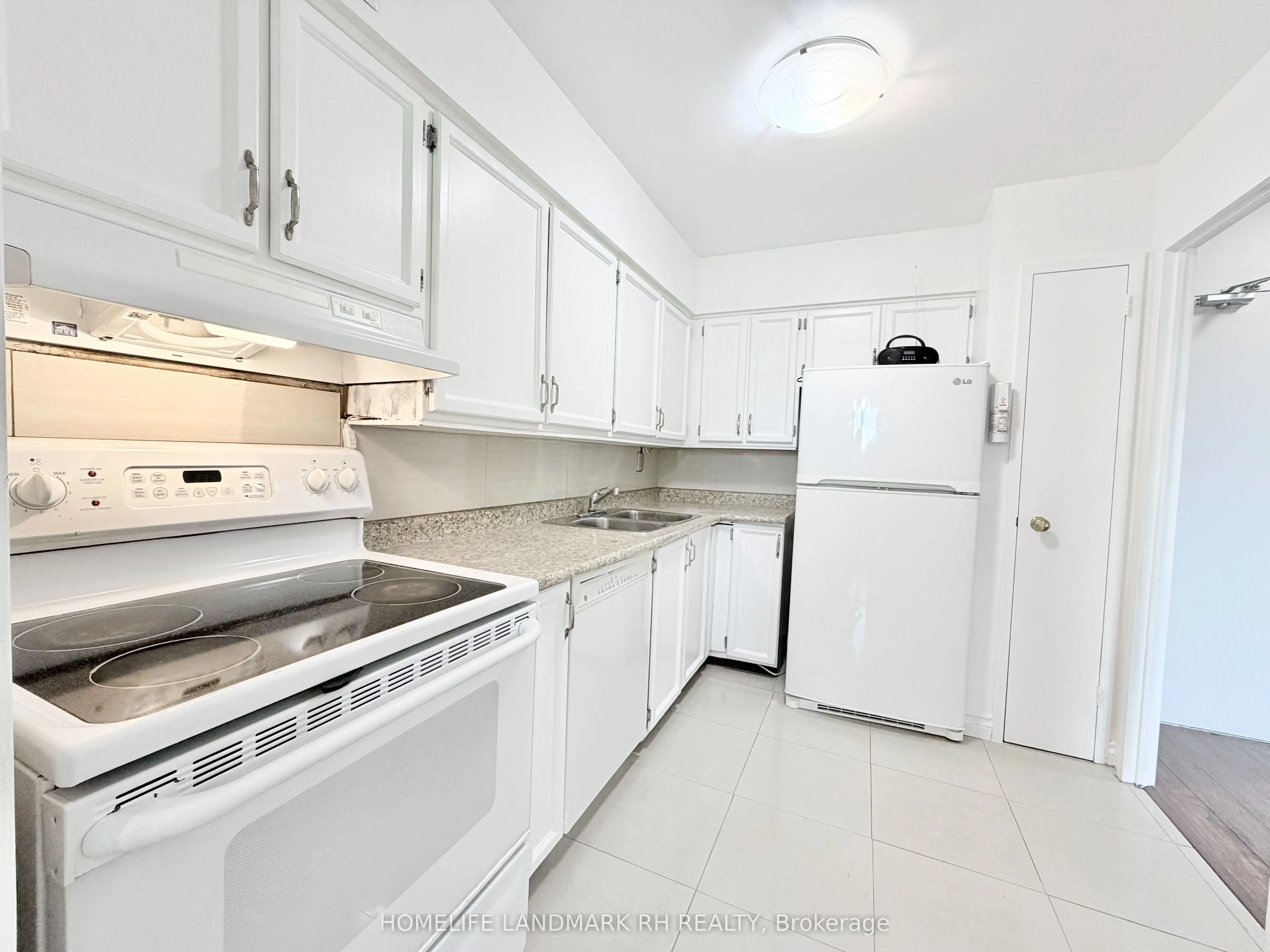 1338 York Mills Road, #311